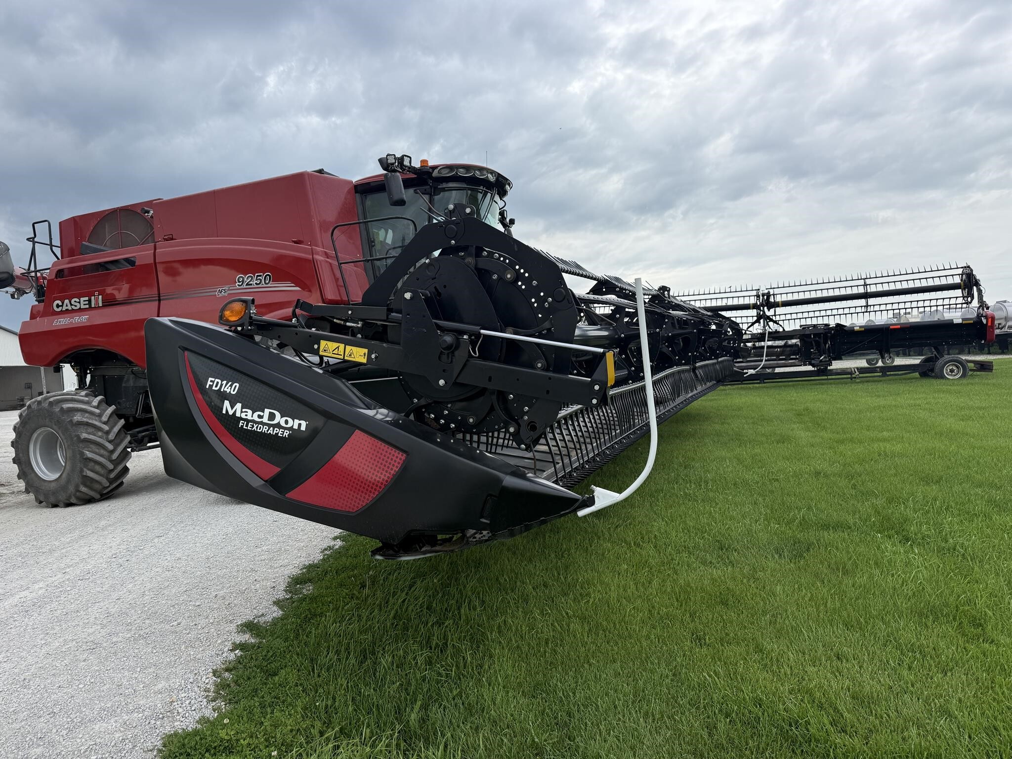 2021 MacDon FD140 Platform