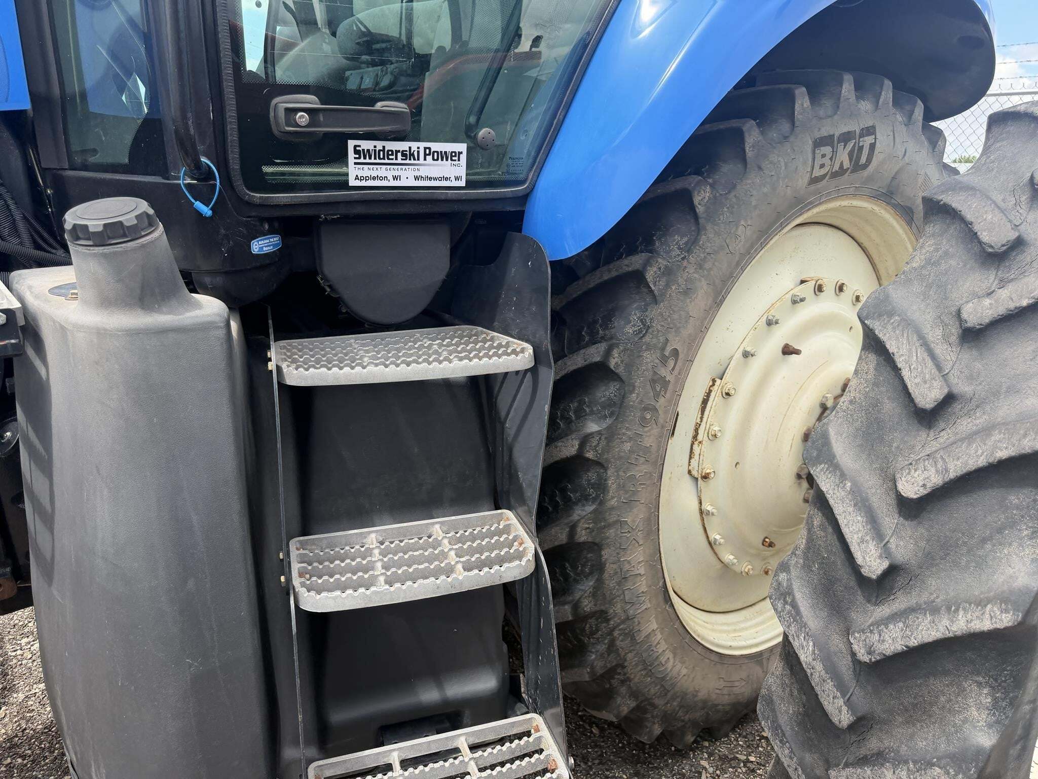 2008 New Holland T8010 Tractor