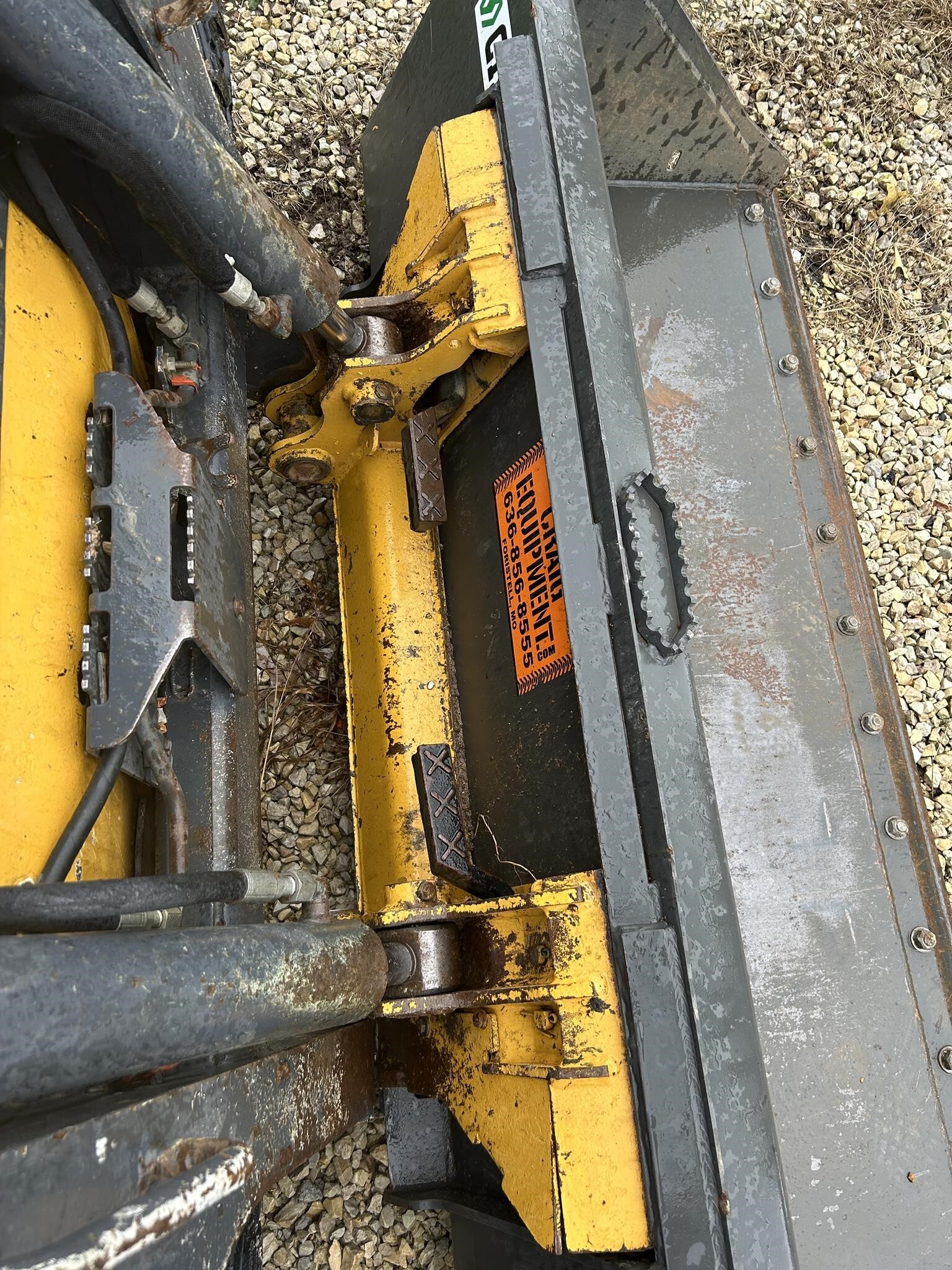 2020 Deere 317G Skid Steer