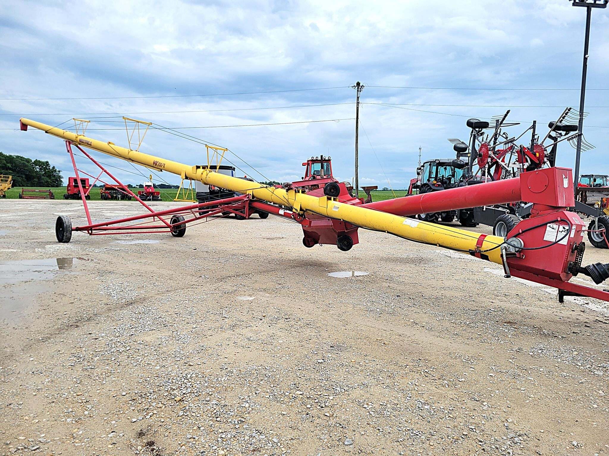 2009 Westfield MK100-71 Augers and Conveyor