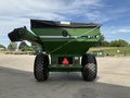 1997 Brent 674 Grain Cart