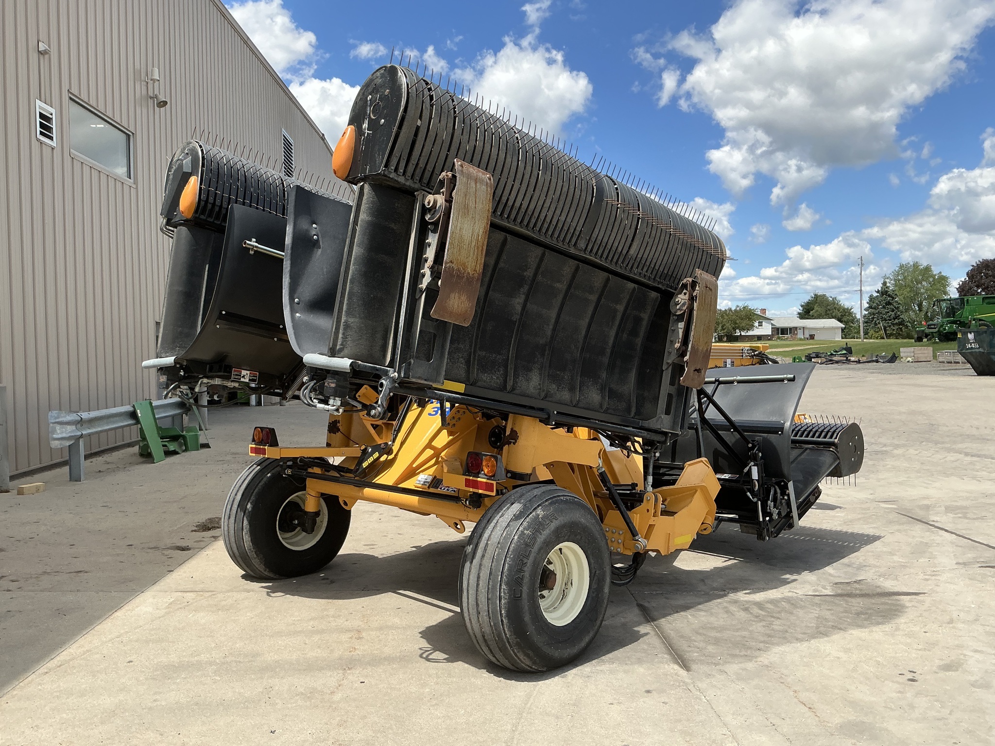 2016 Oxbo 330 Merger