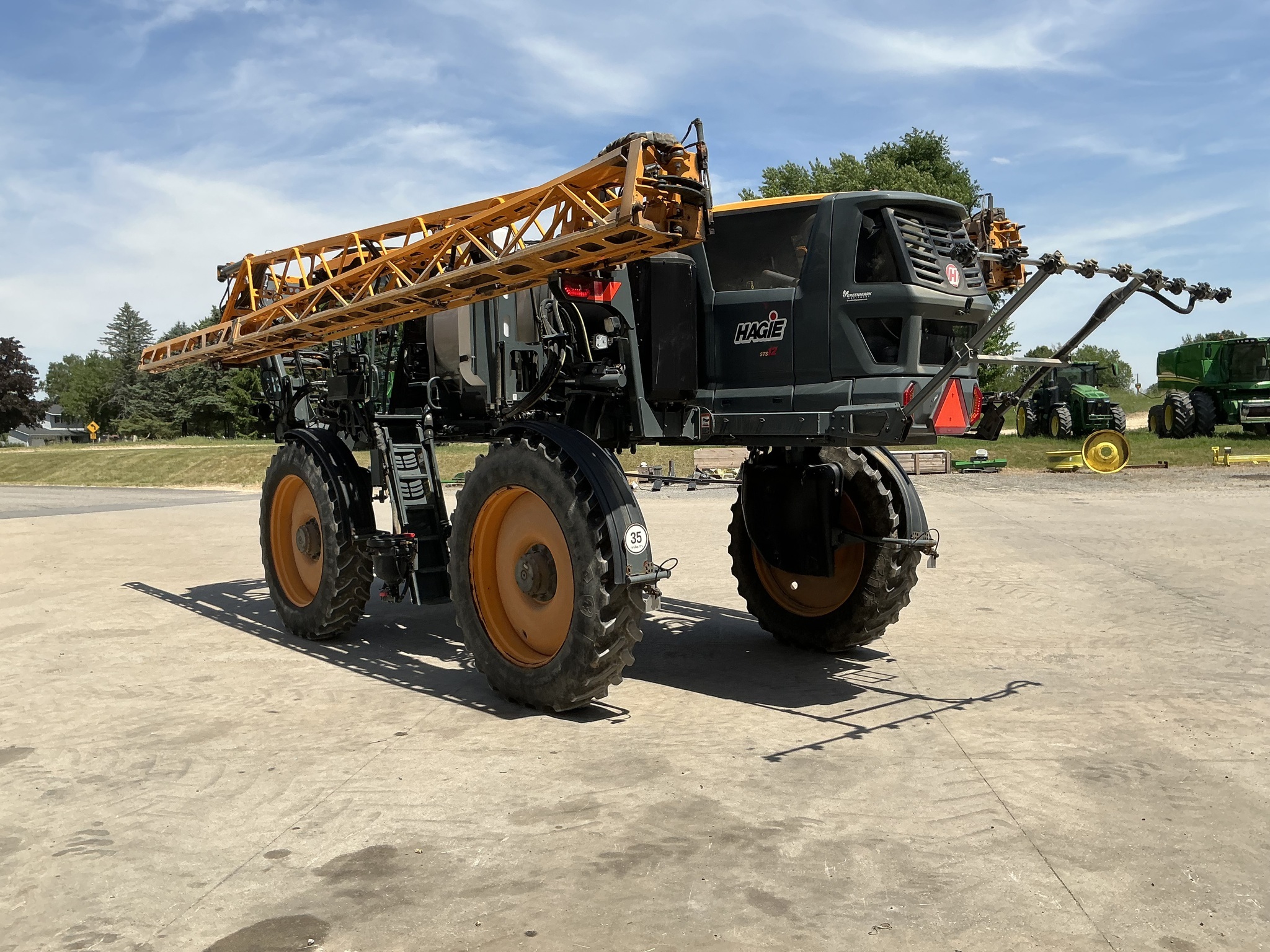 2023 Hagie STS12 Self-Propelled Sprayer