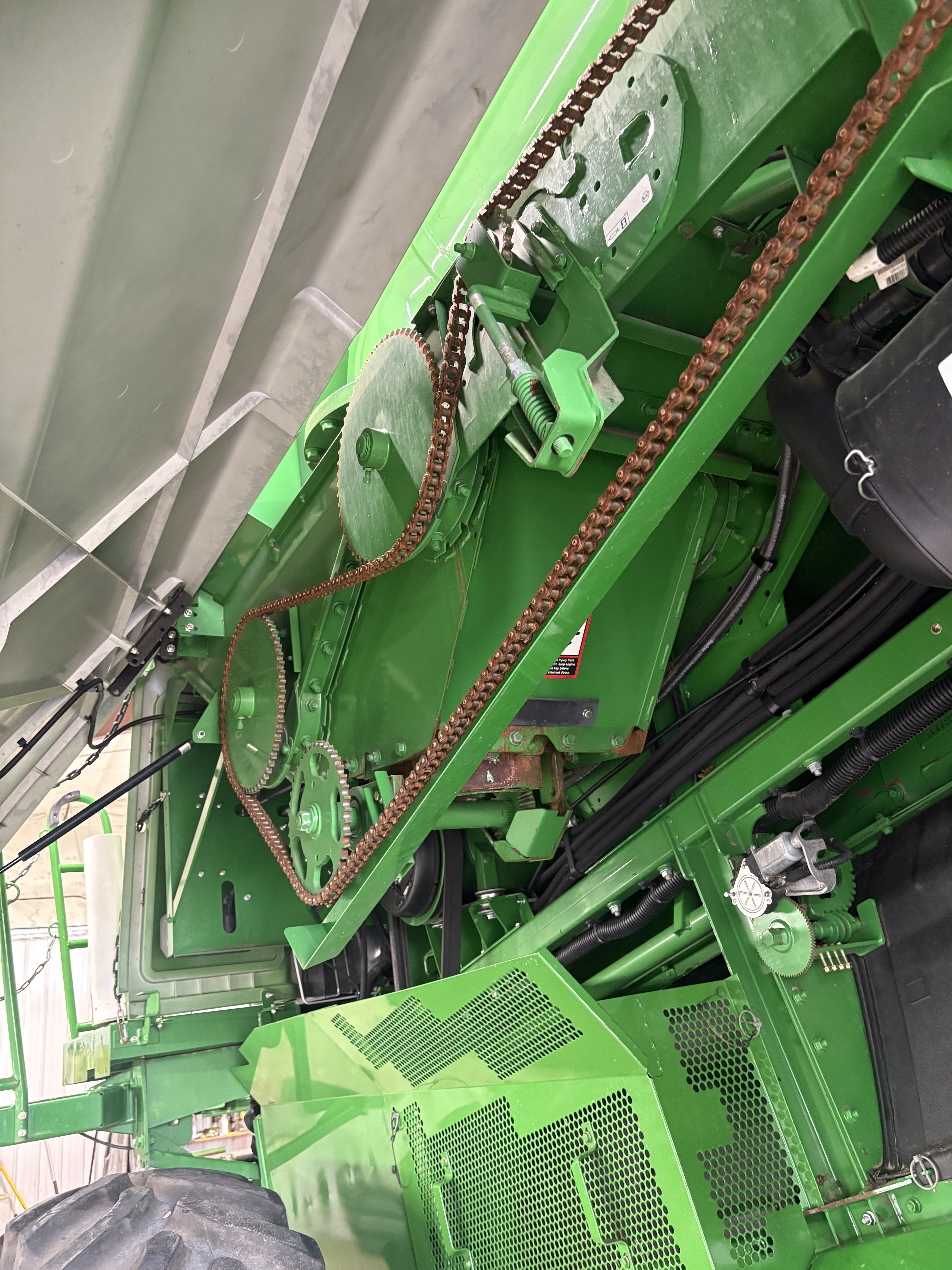 2014 John Deere S660 Combine