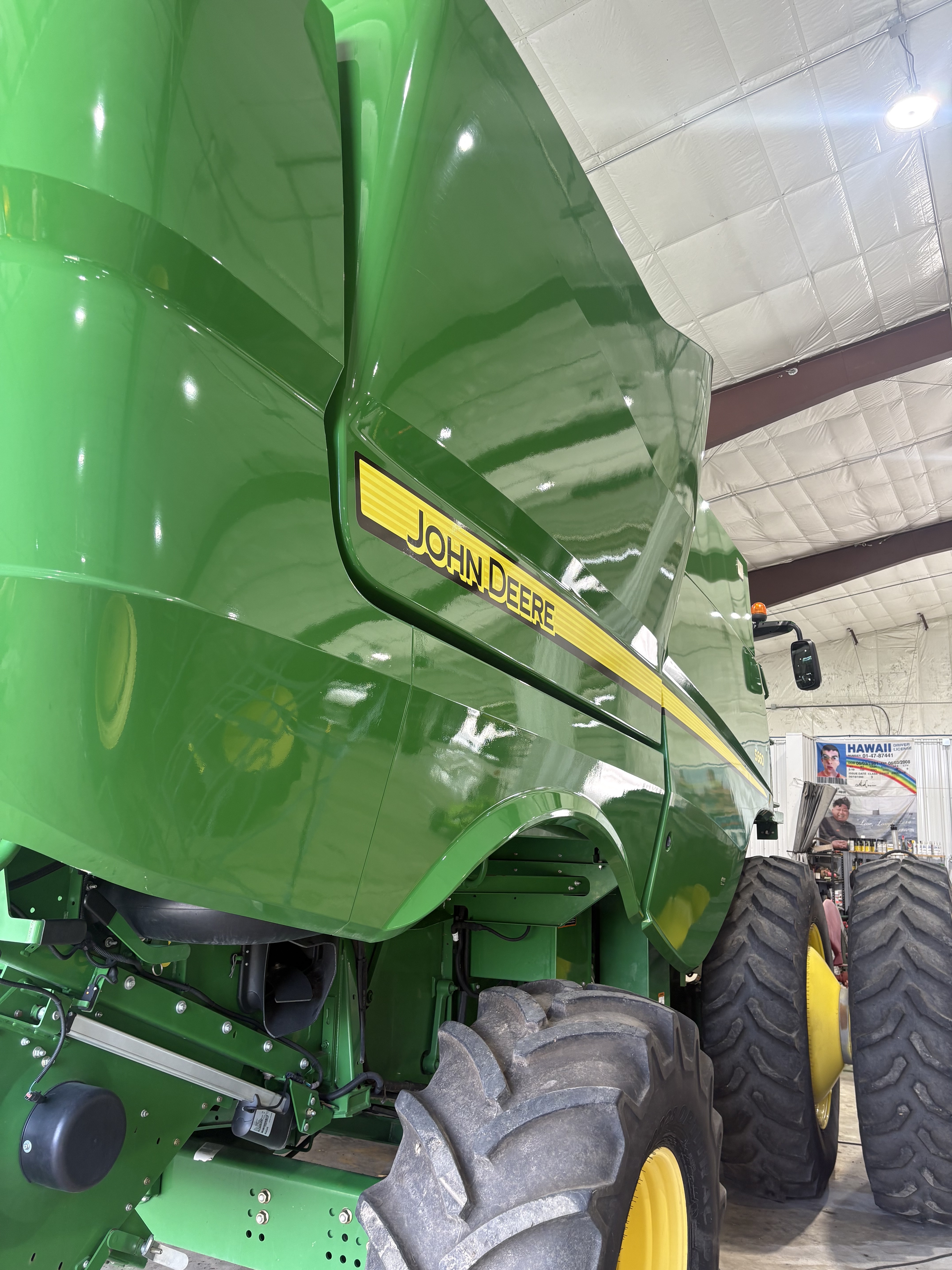 2014 John Deere S660 Combine