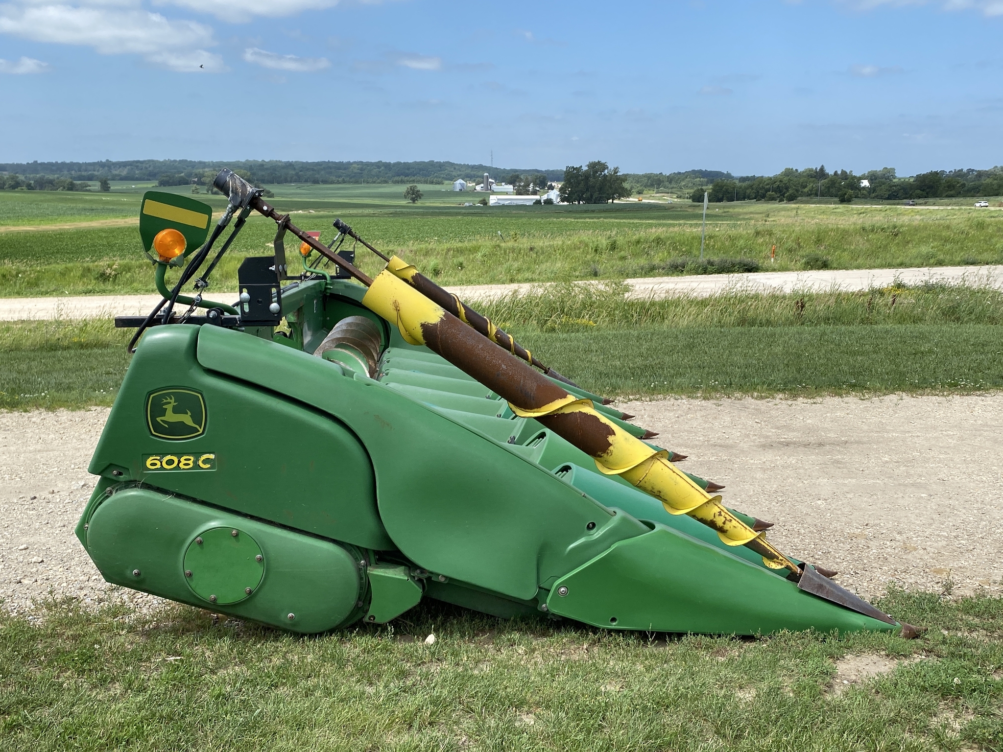 2008 John Deere 608C Corn Head