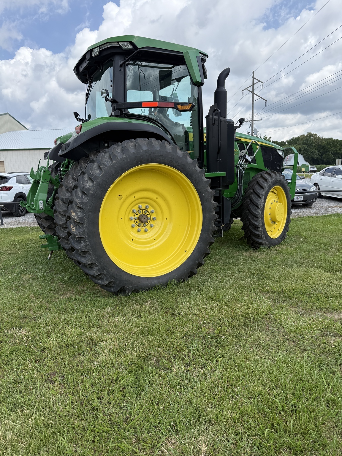 2025 John Deere 7R 230 Tractor