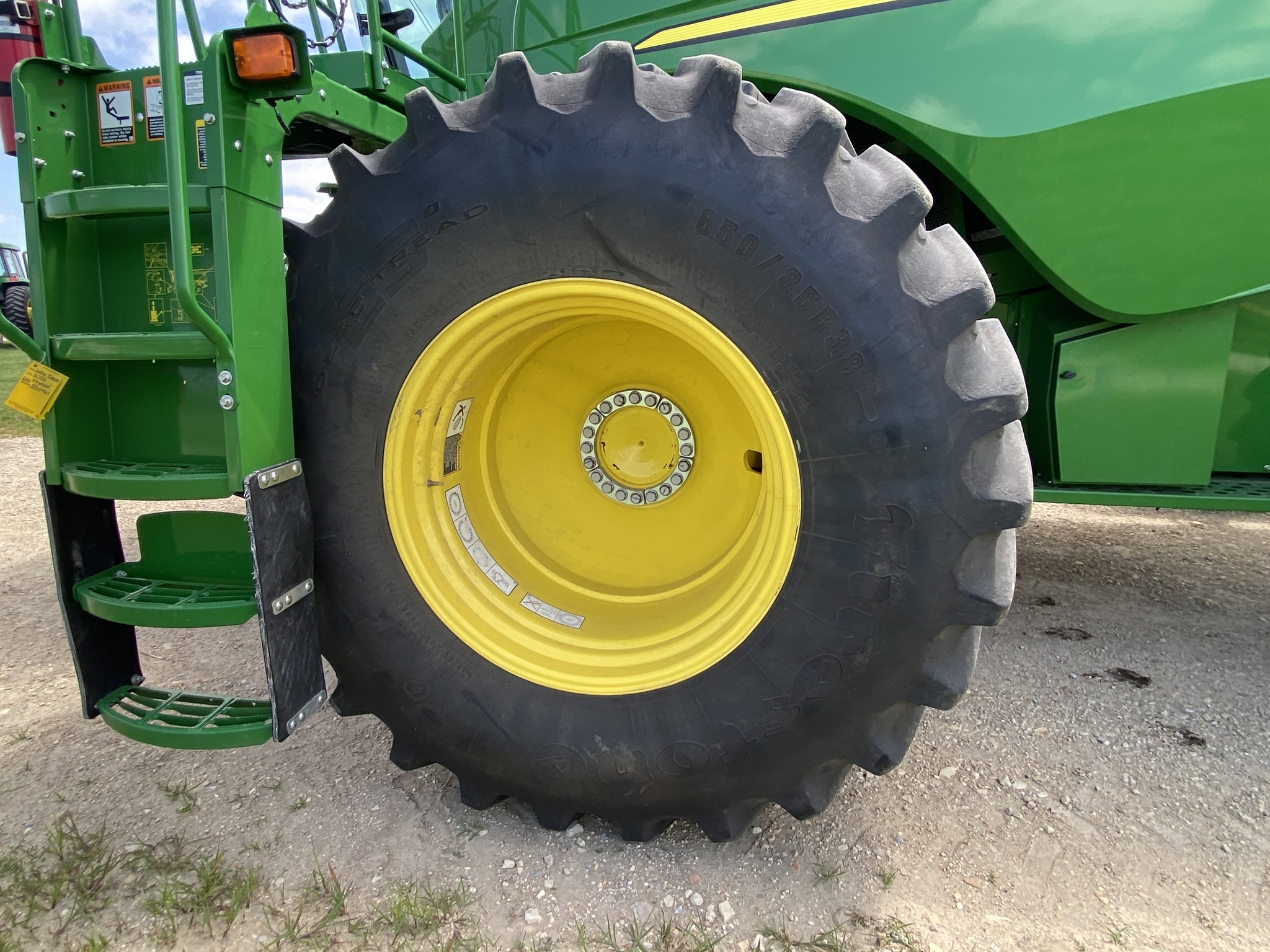 2024 John Deere S790 Combine