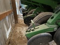 2001 John Deere 1760 Planter