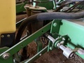 2001 John Deere 1760 Planter