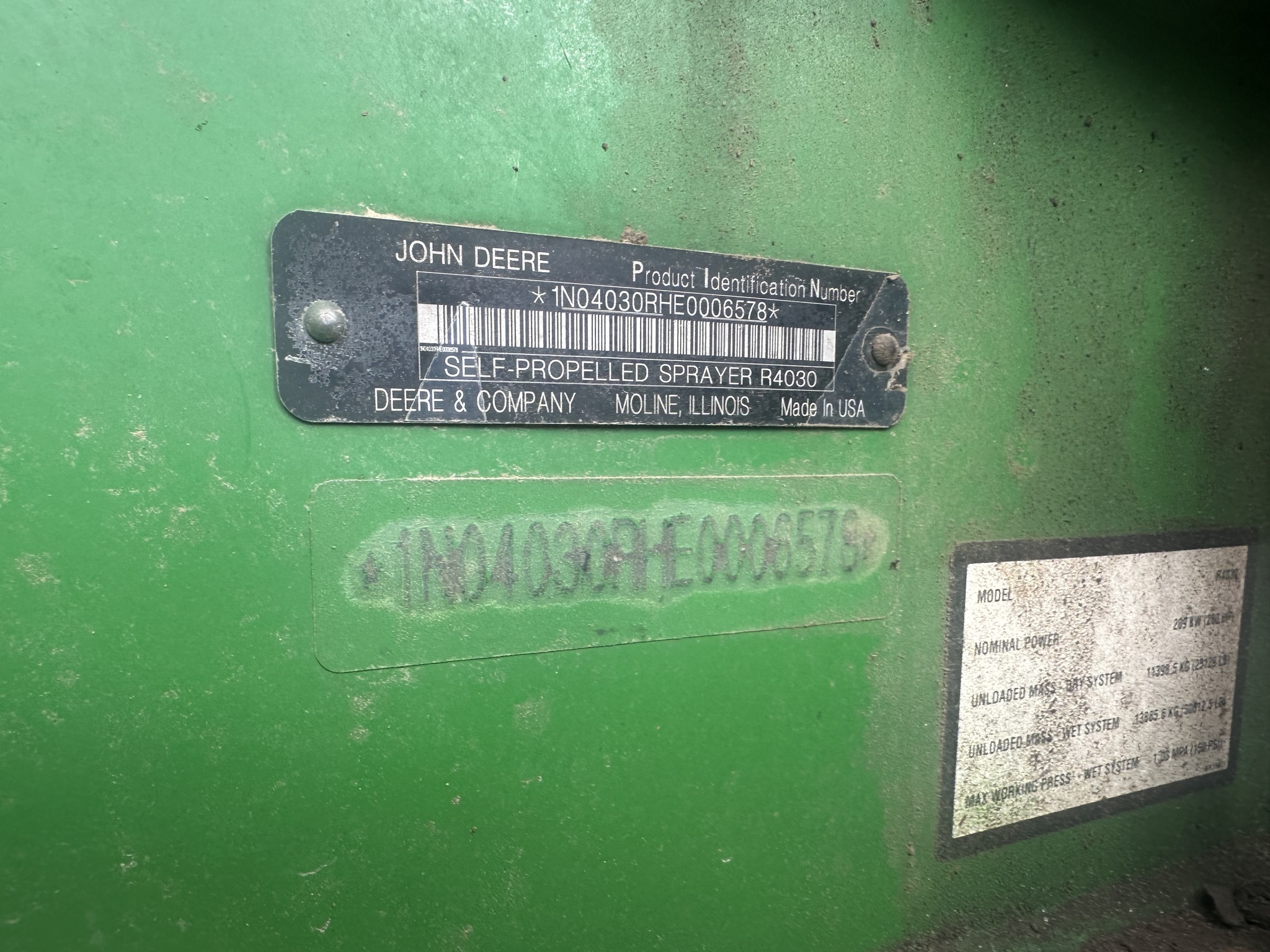 2015 John Deere R4030 Self-Propelled Sprayer