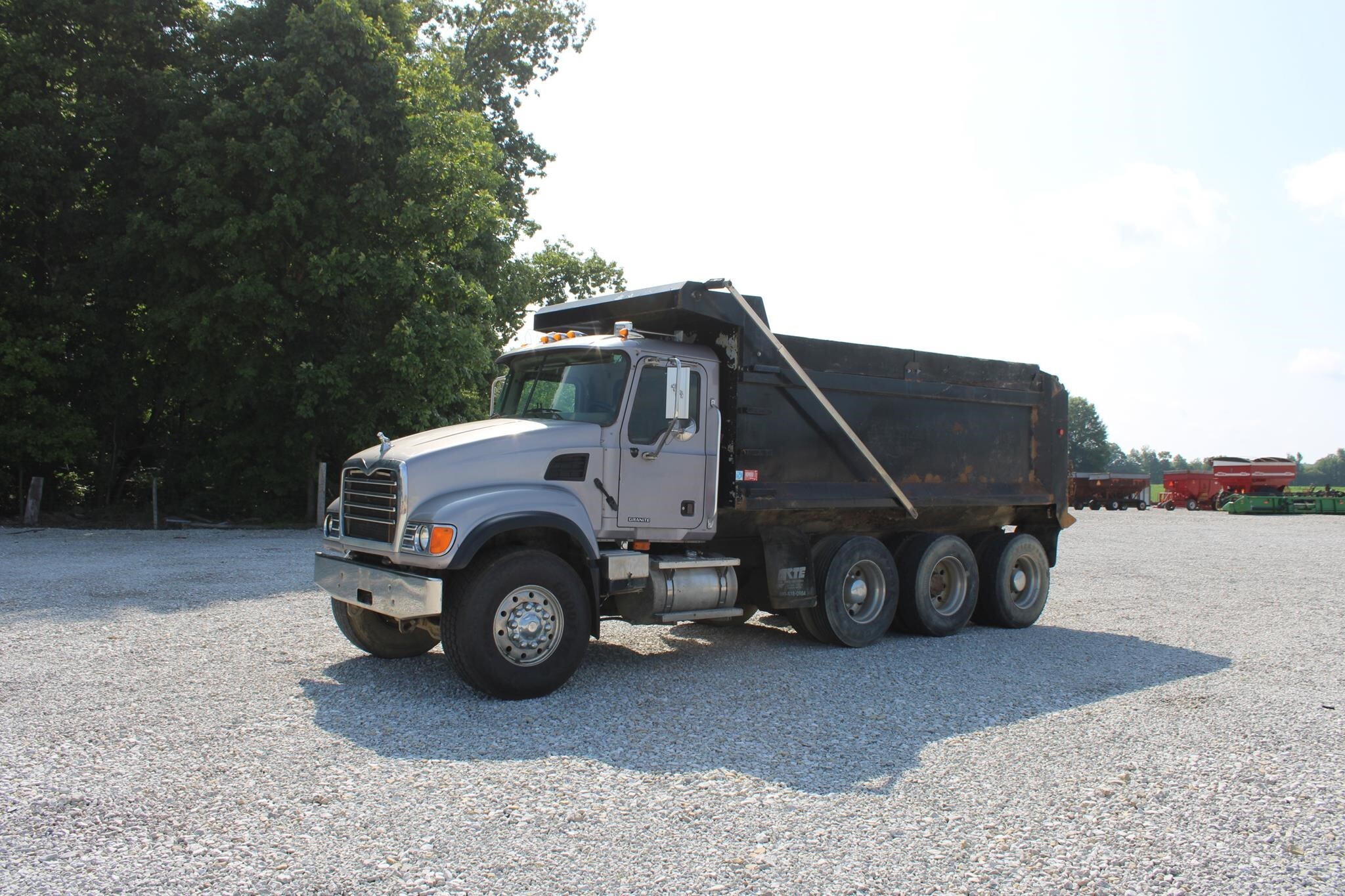 2006 Mack Granite CV713 Dump Trucks/Trailer