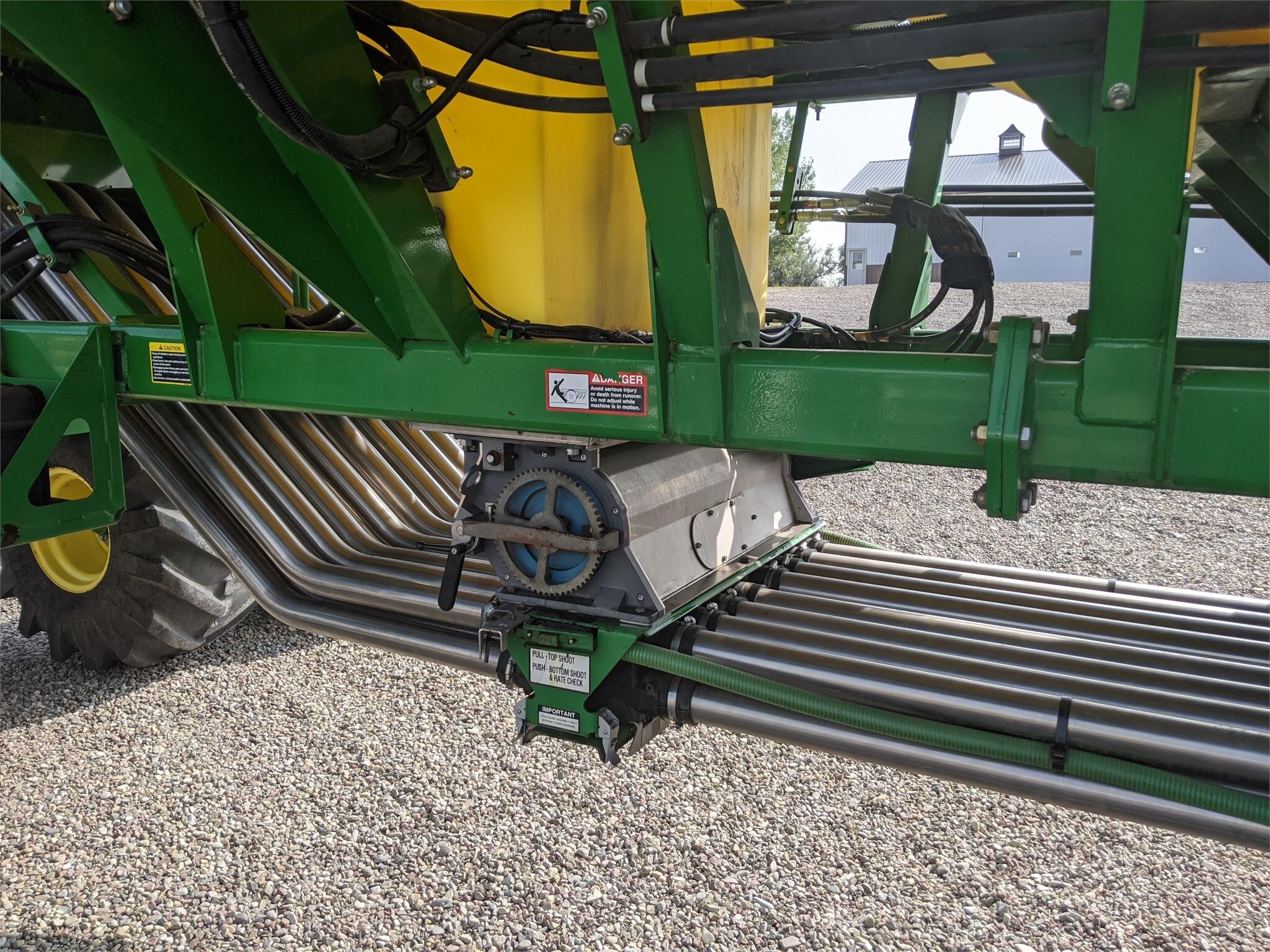 2013 John Deere 1830 Air Seeder