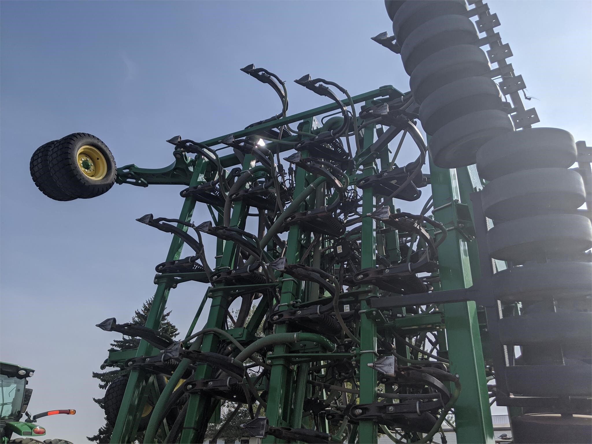 2013 John Deere 1830 Air Seeder