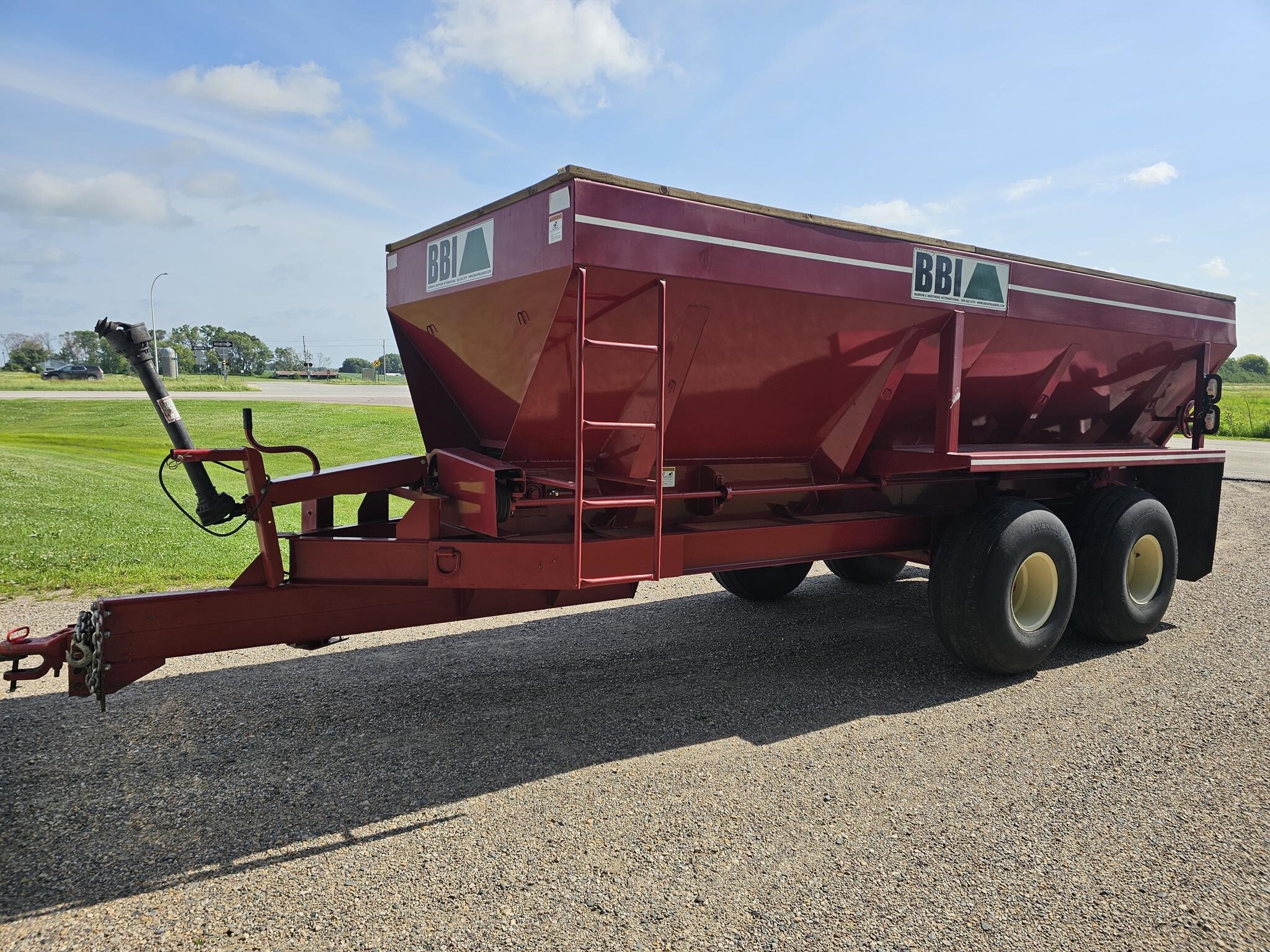  BBI Endurance TPHP Manure Spreader