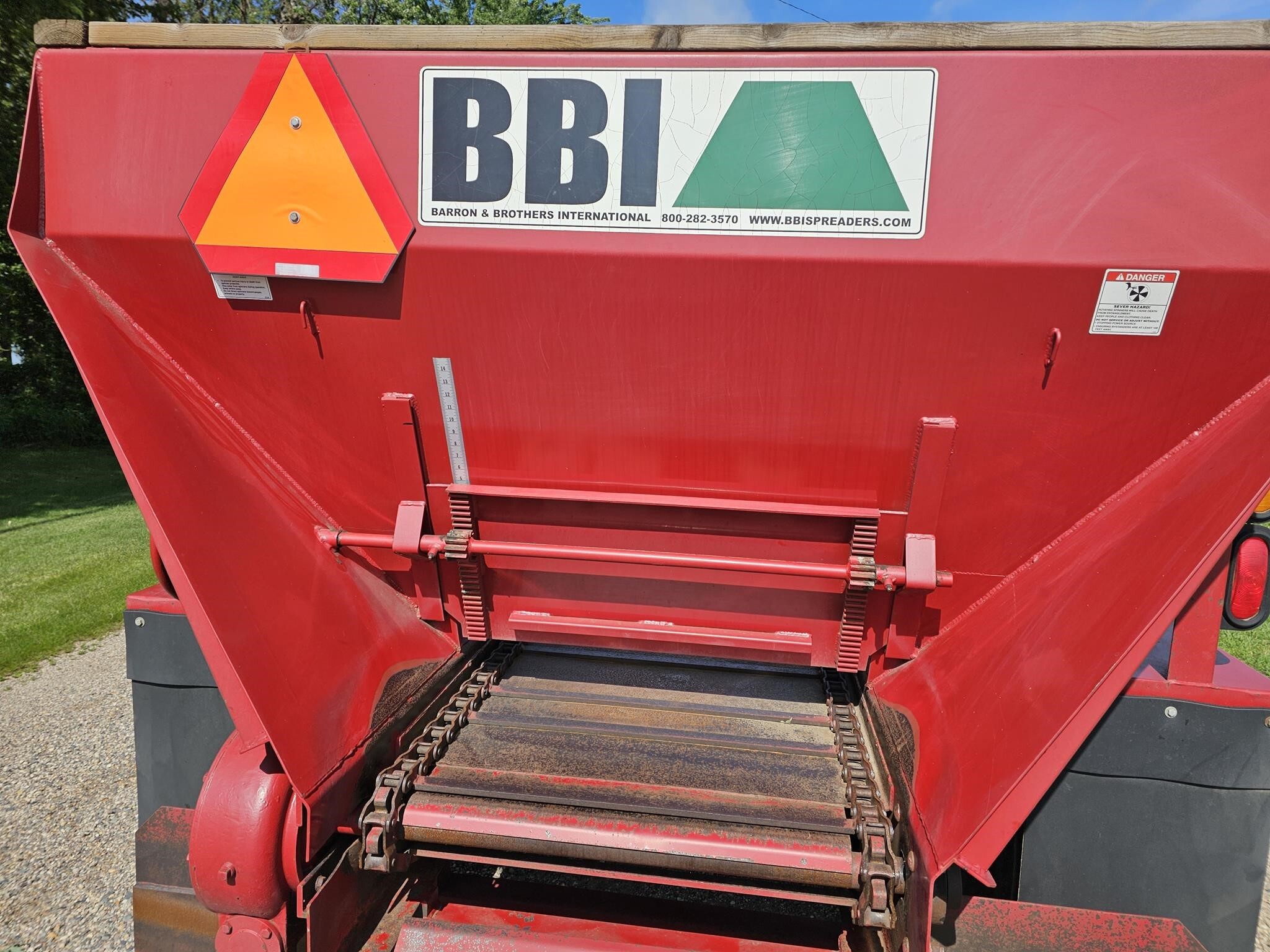  BBI Endurance TPHP Manure Spreader