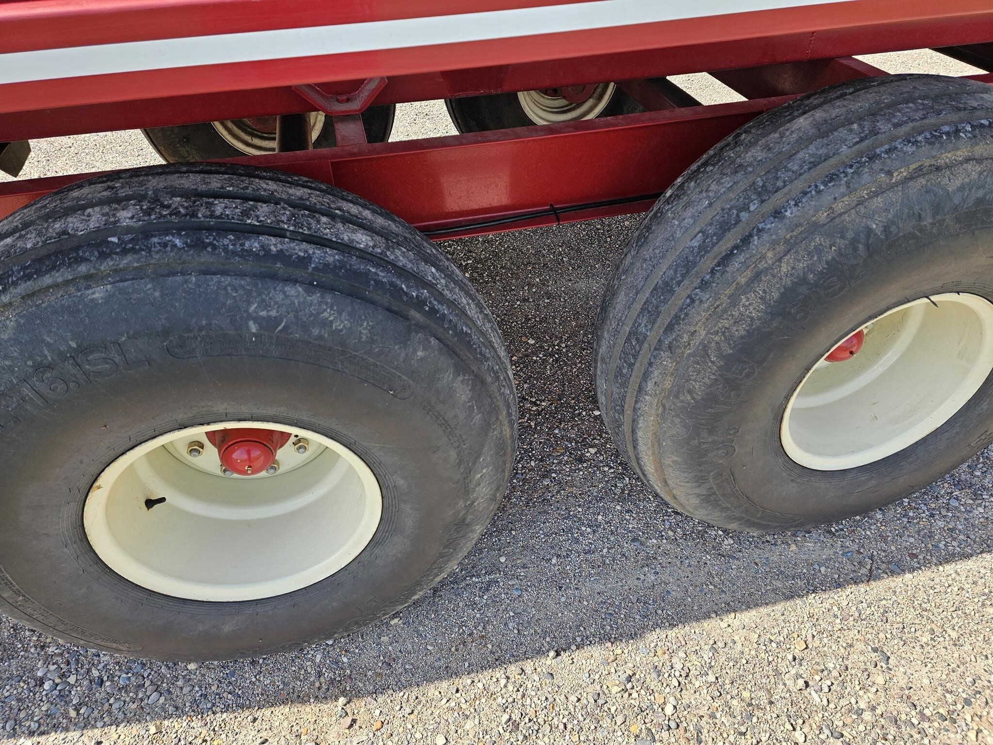  BBI Endurance TPHP Manure Spreader