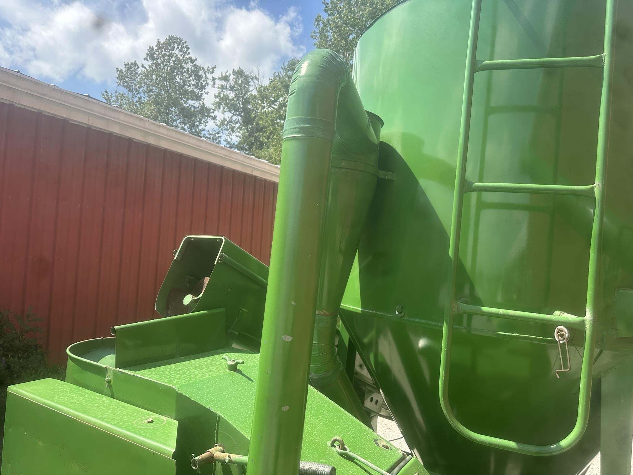  John Deere 400 Grinders and Mixer
