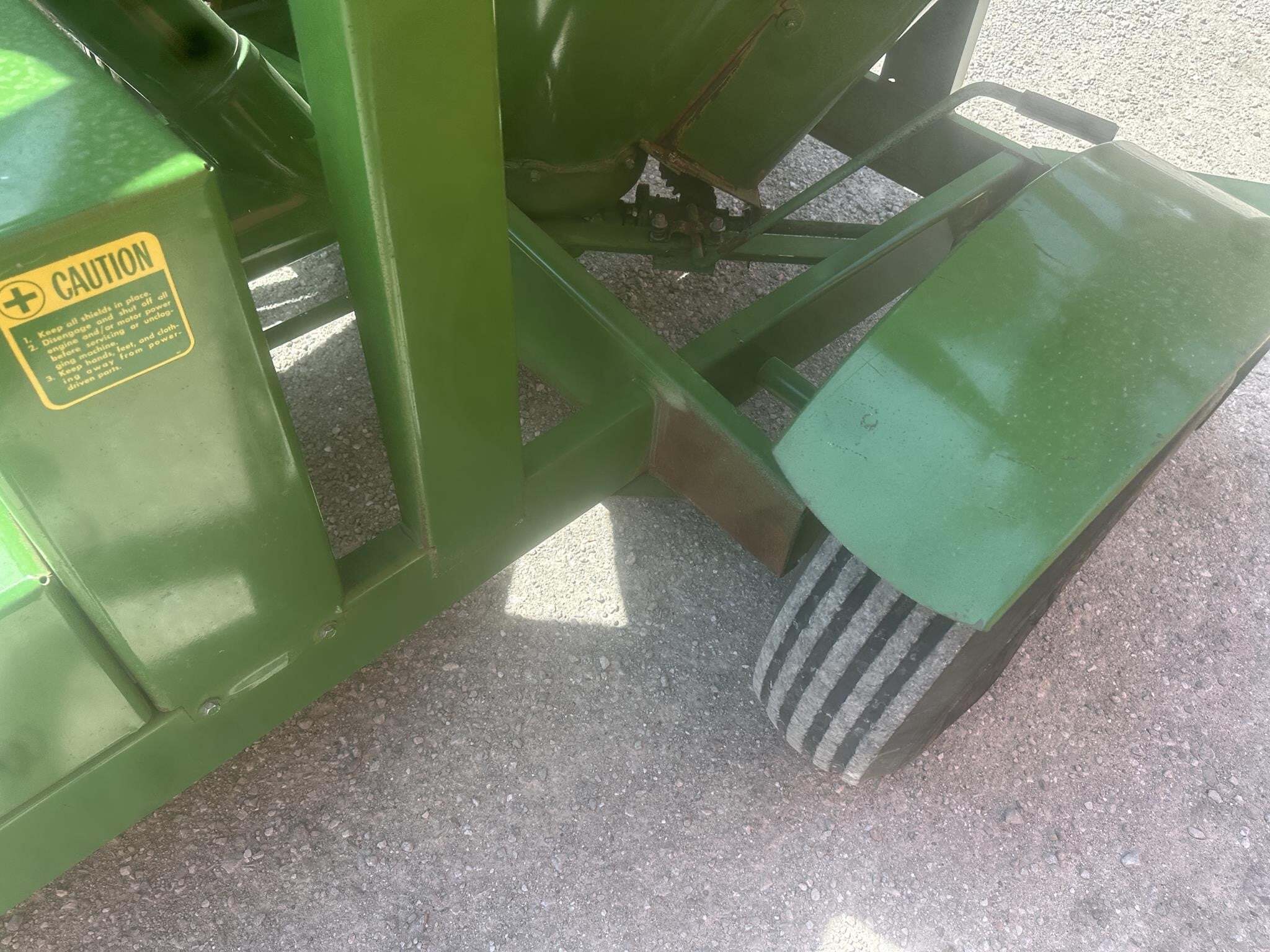  John Deere 400 Grinders and Mixer