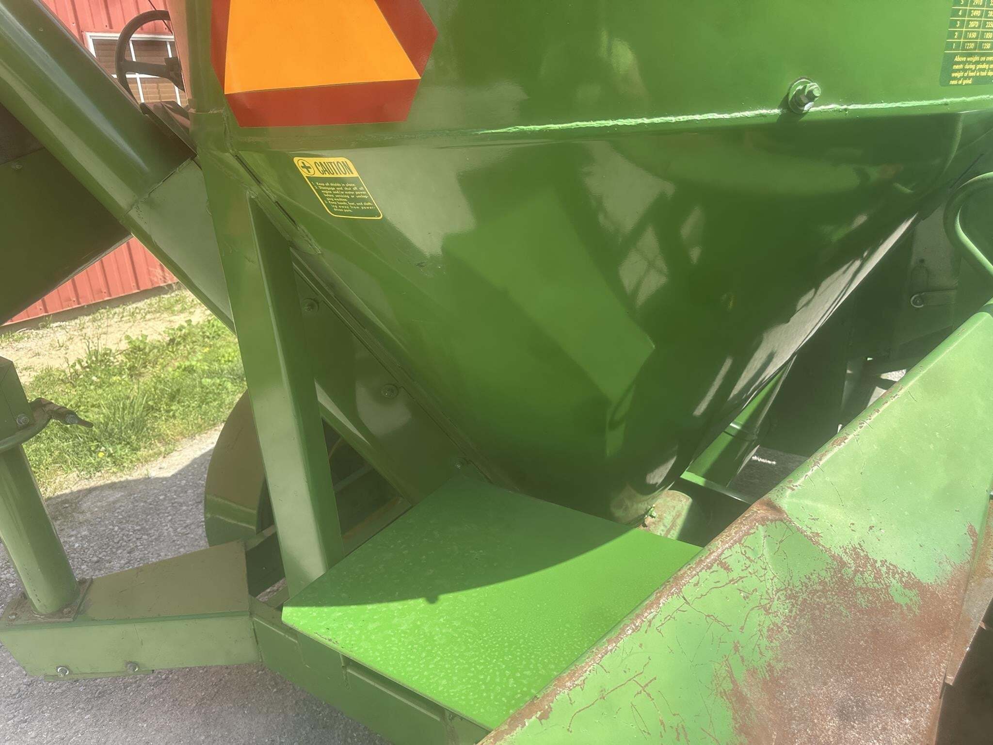  John Deere 400 Grinders and Mixer