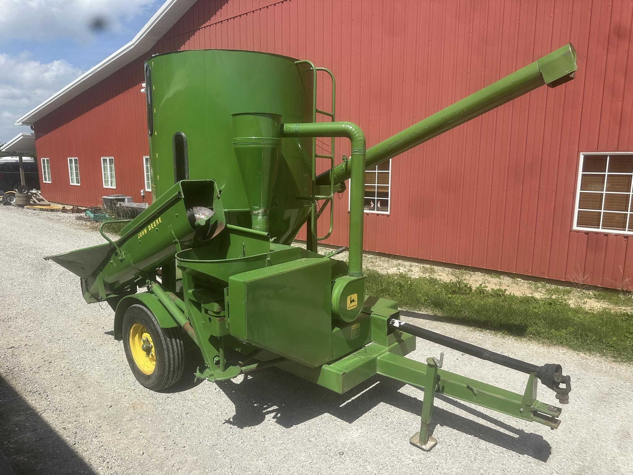  John Deere 400 Grinders and Mixer