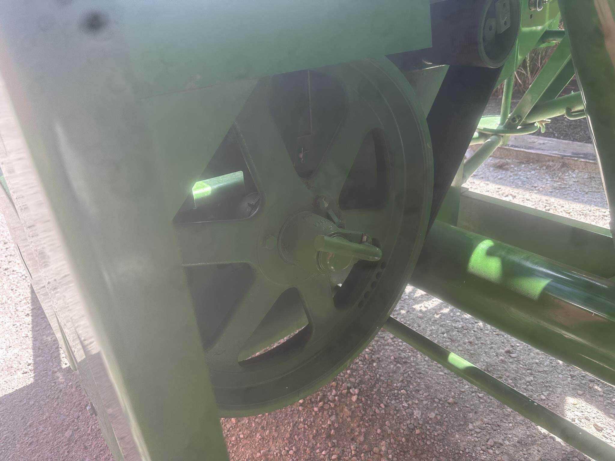  John Deere 400 Grinders and Mixer