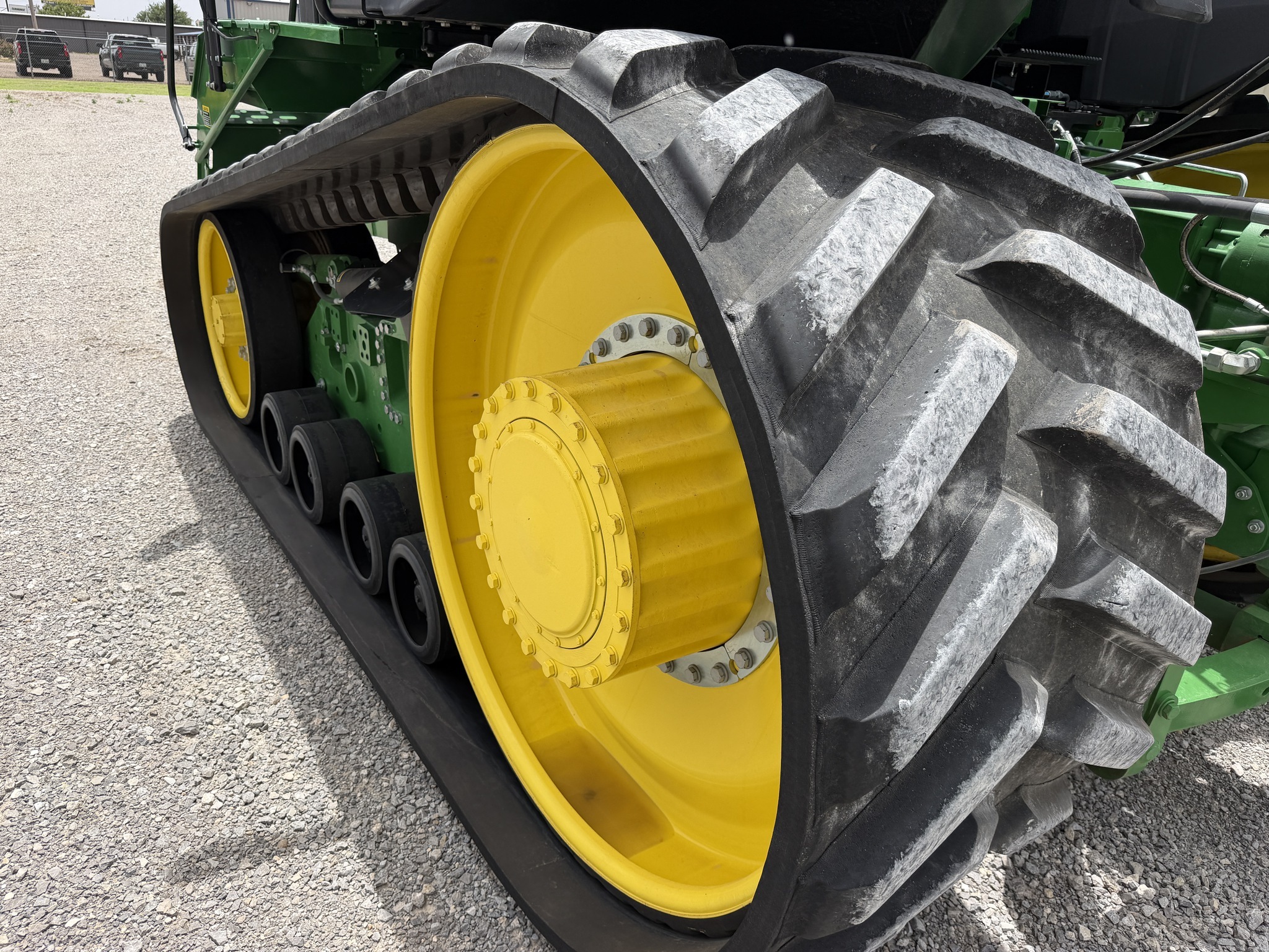 2023 John Deere 9RT 570 Tractor