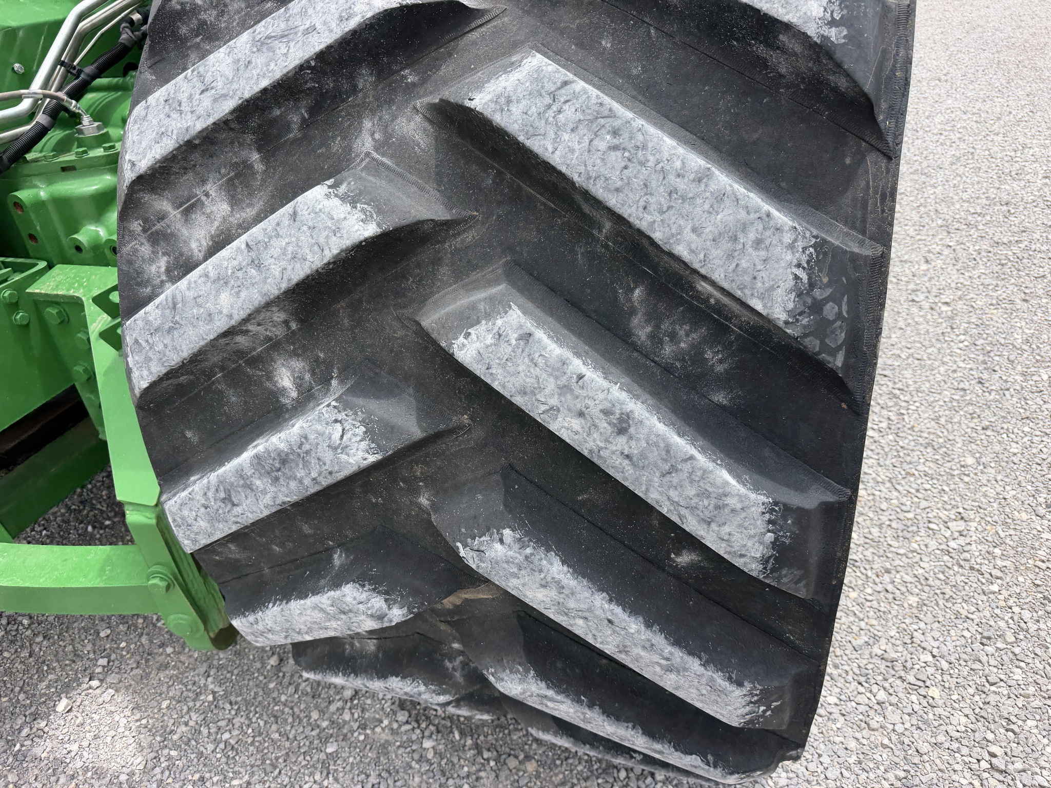 2023 John Deere 9RT 570 Tractor