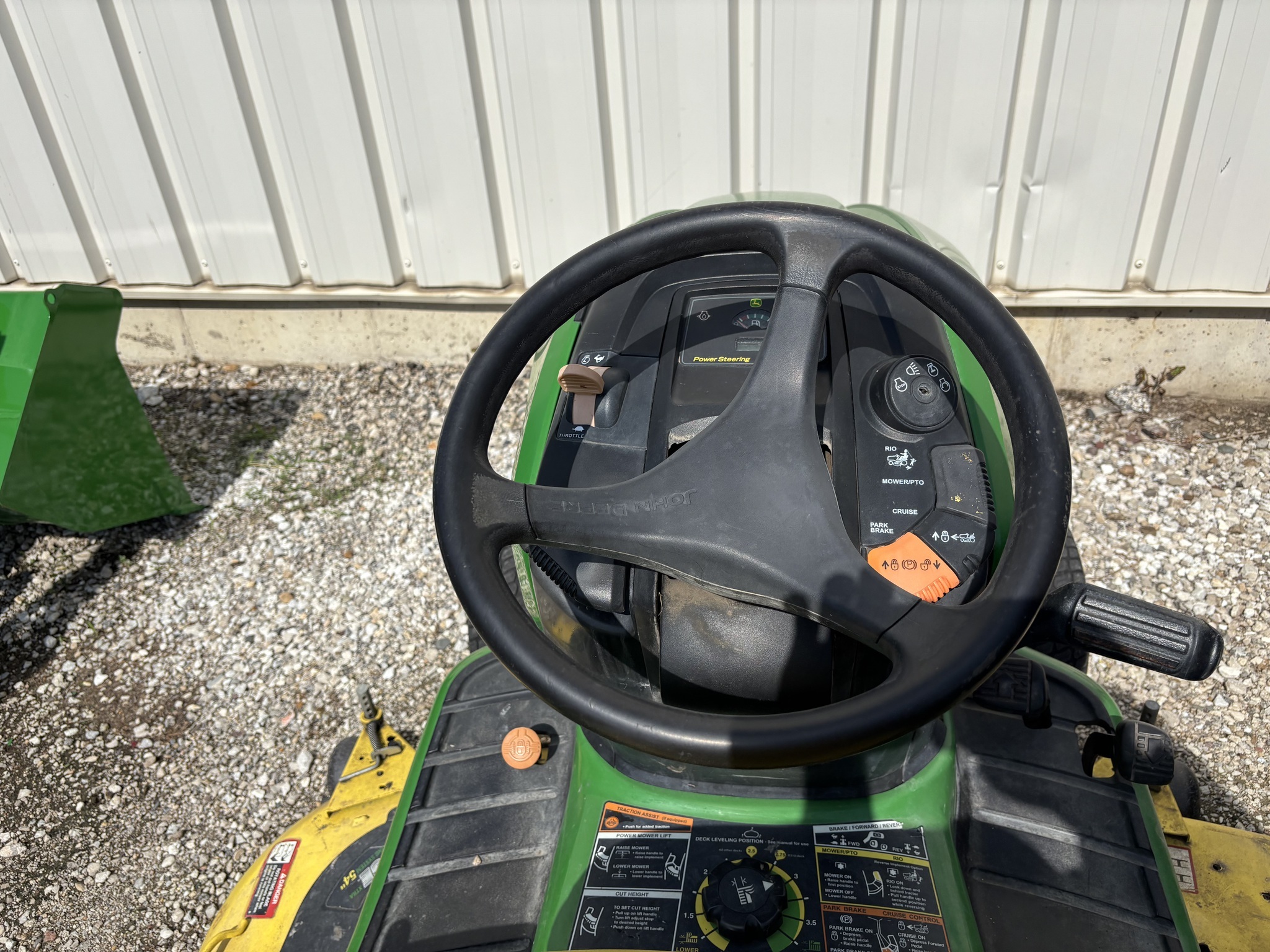 2016 John Deere X590 Lawn Mower