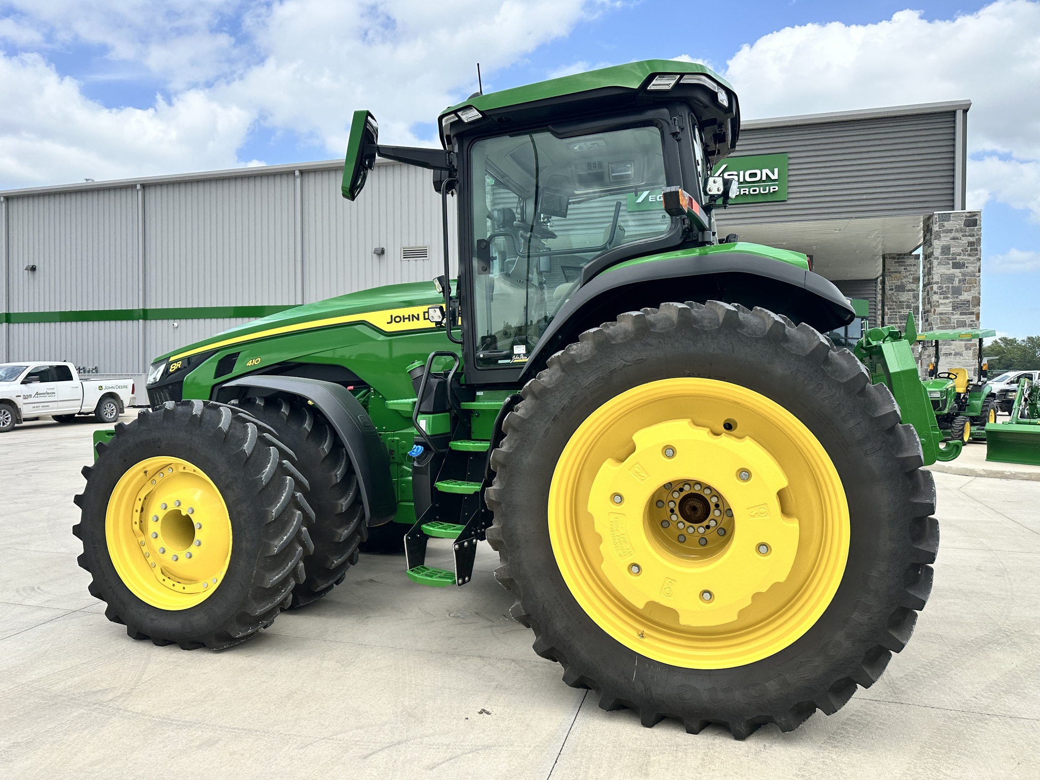2025 John Deere 8R 410 Tractor