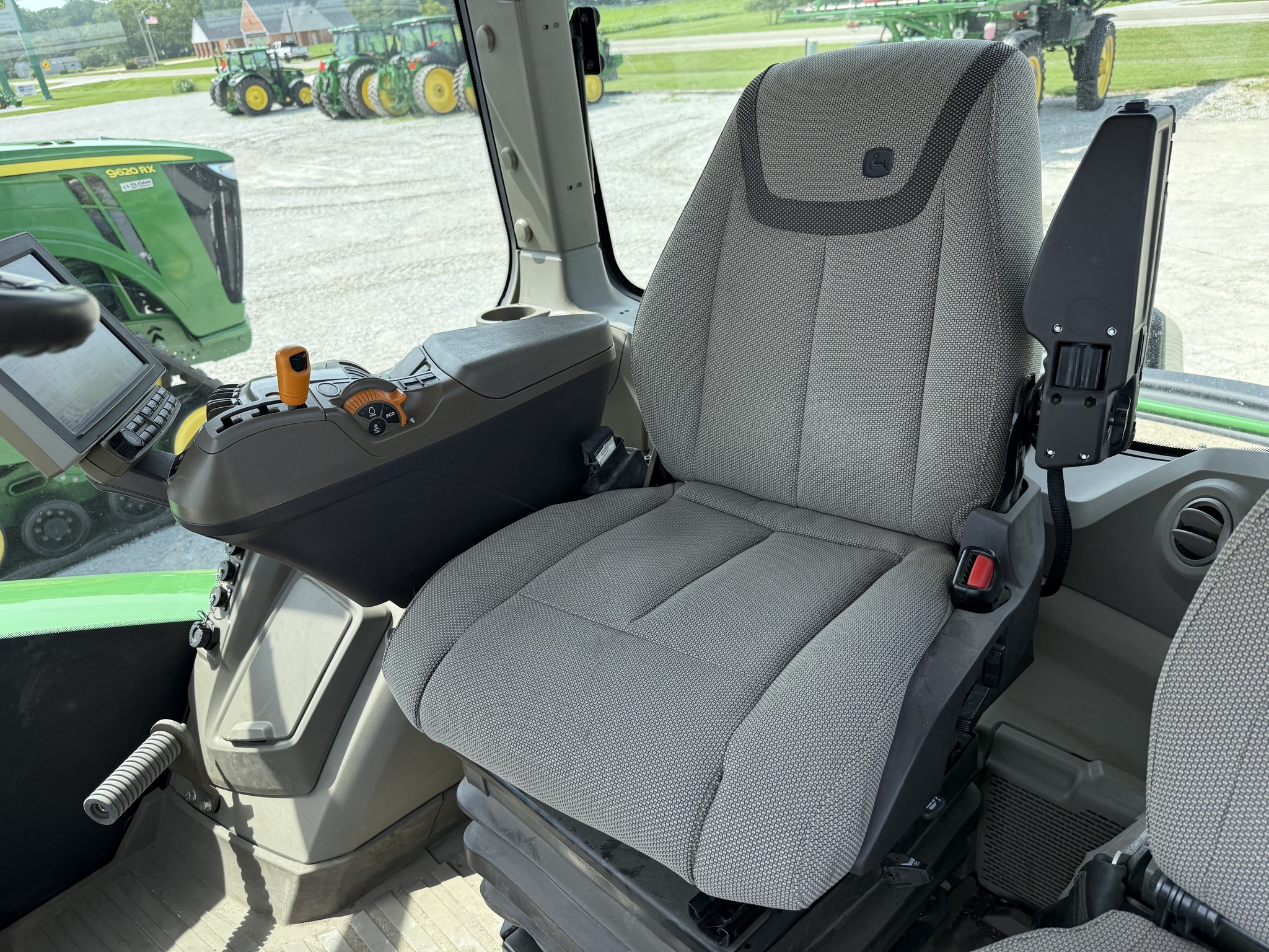2022 John Deere 9RX 640 Tractor