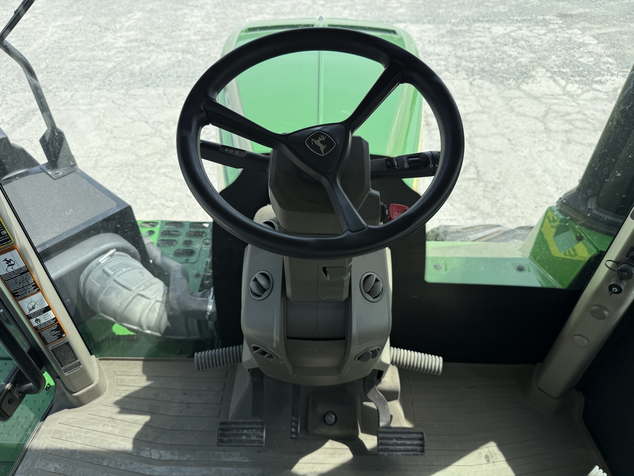2022 John Deere 9RX 640 Tractor