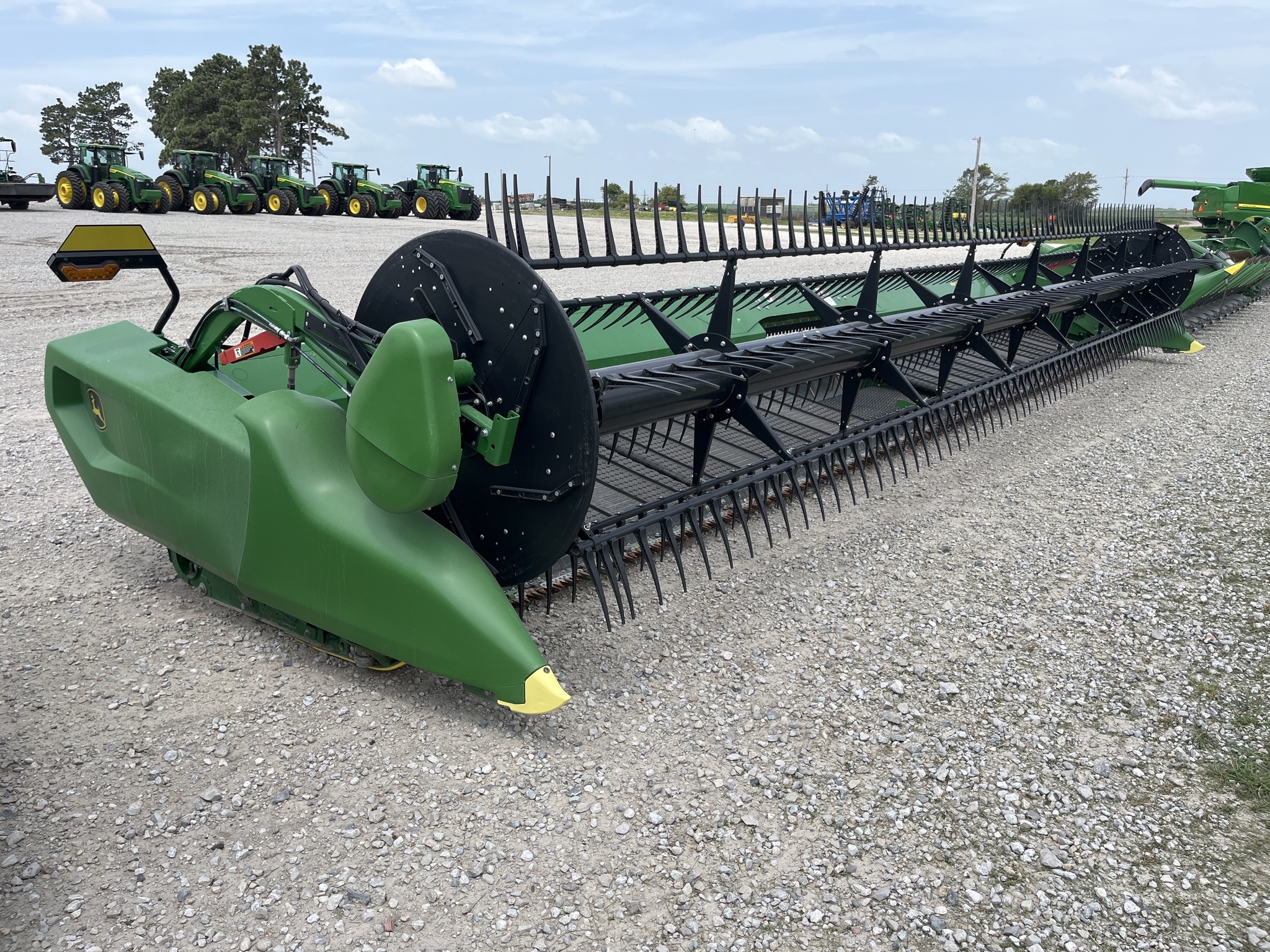 2025 John Deere RDF 35 Platform