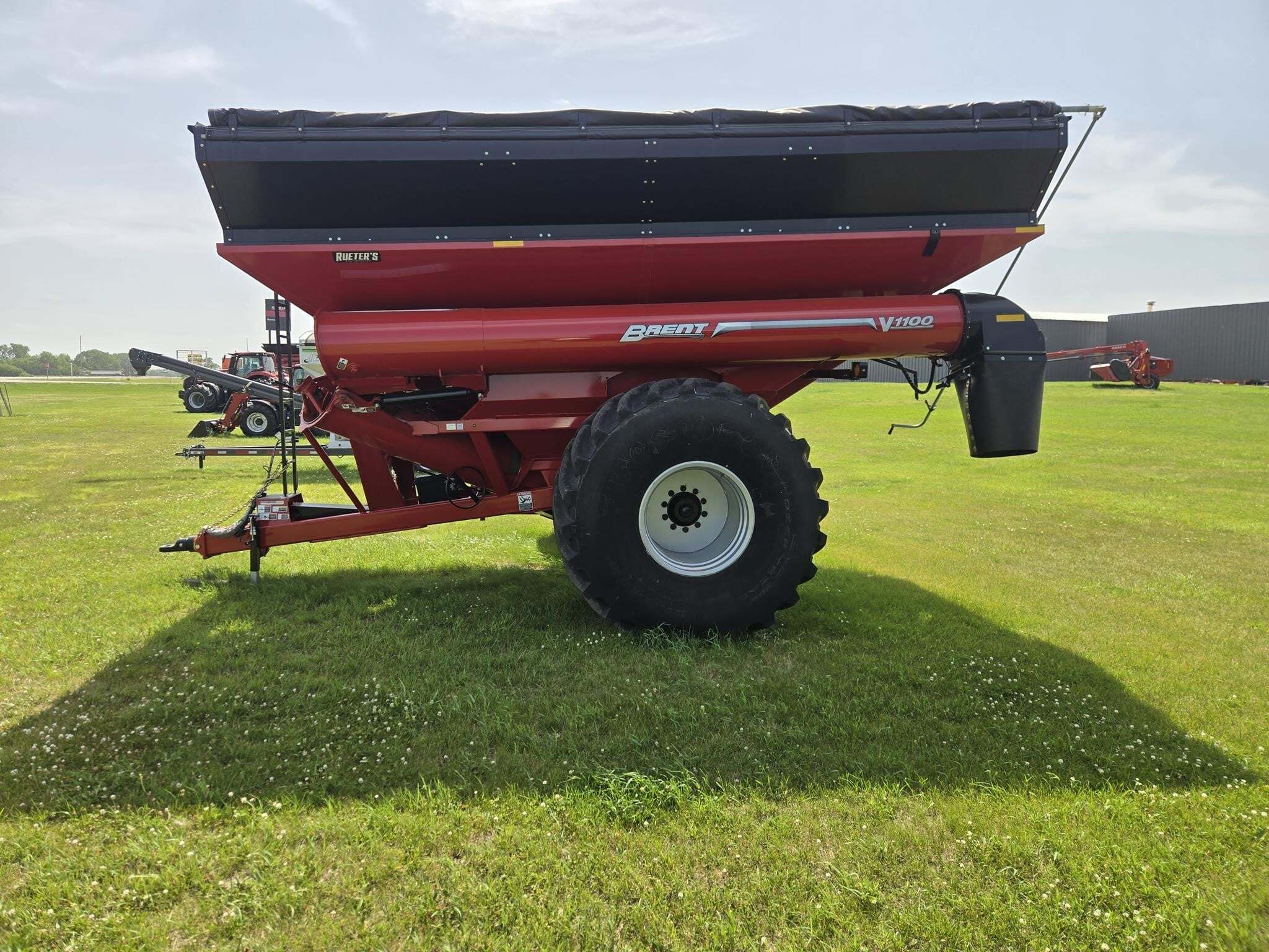 2024 Brent V1100 Grain Cart