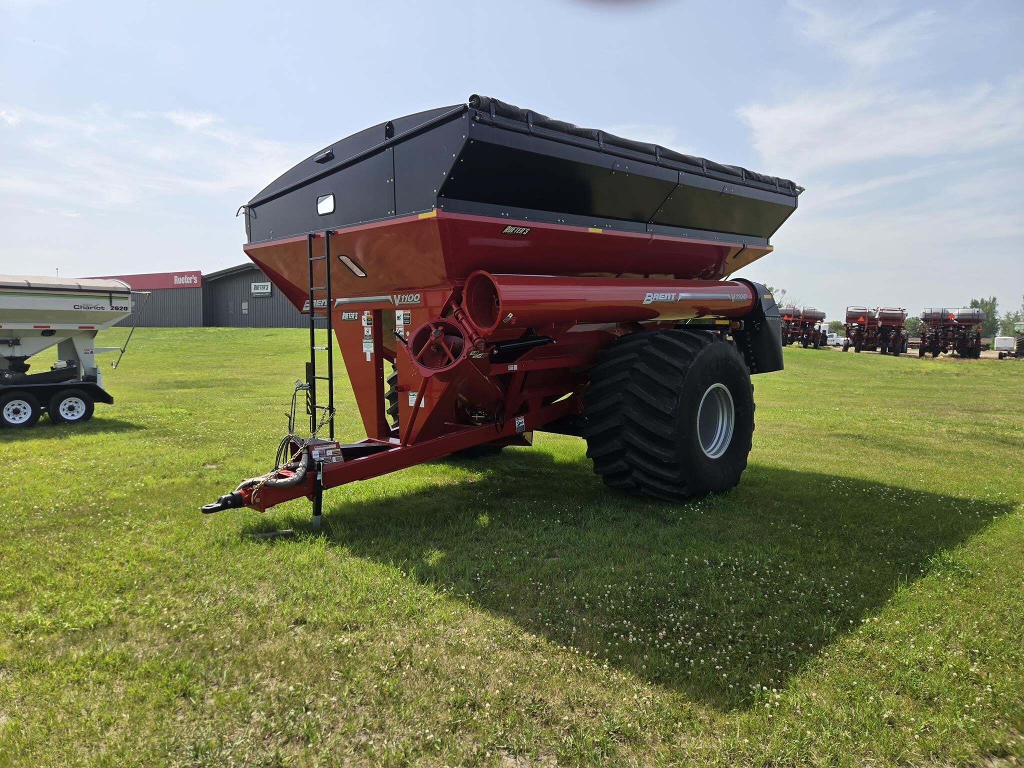 2024 Brent V1100 Grain Cart