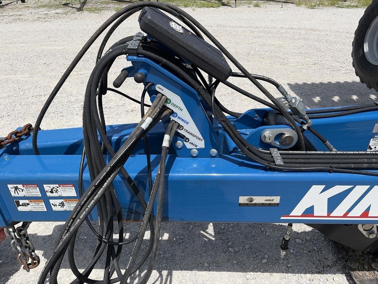 2023 Kinze MACH TILL 261 Disk