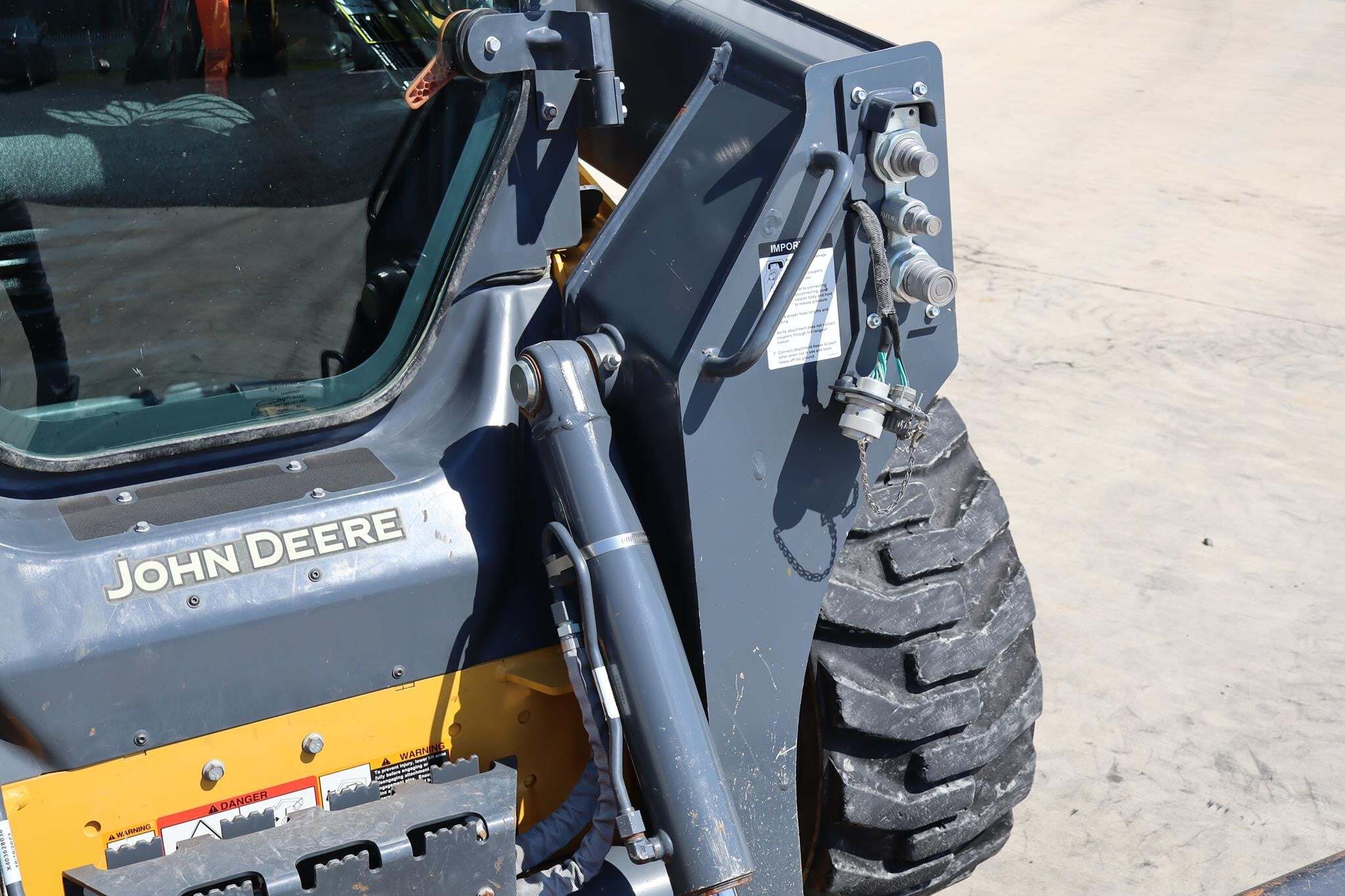 2024 Deere 324G Skid Steer