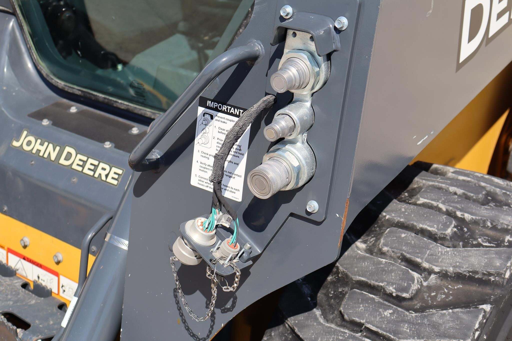 2024 Deere 324G Skid Steer