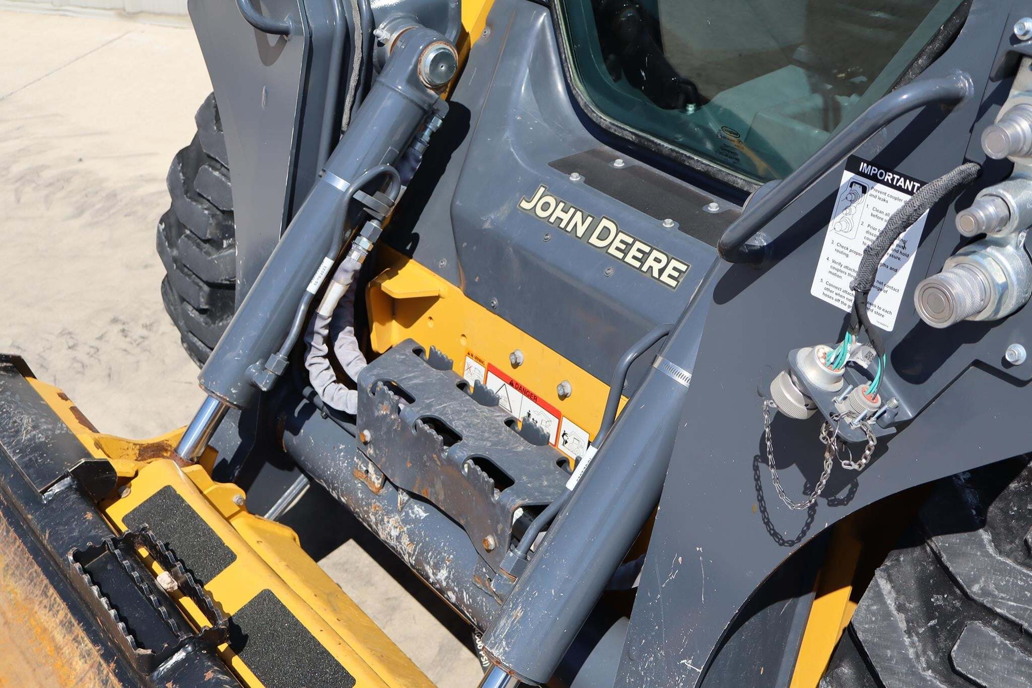2024 Deere 324G Skid Steer