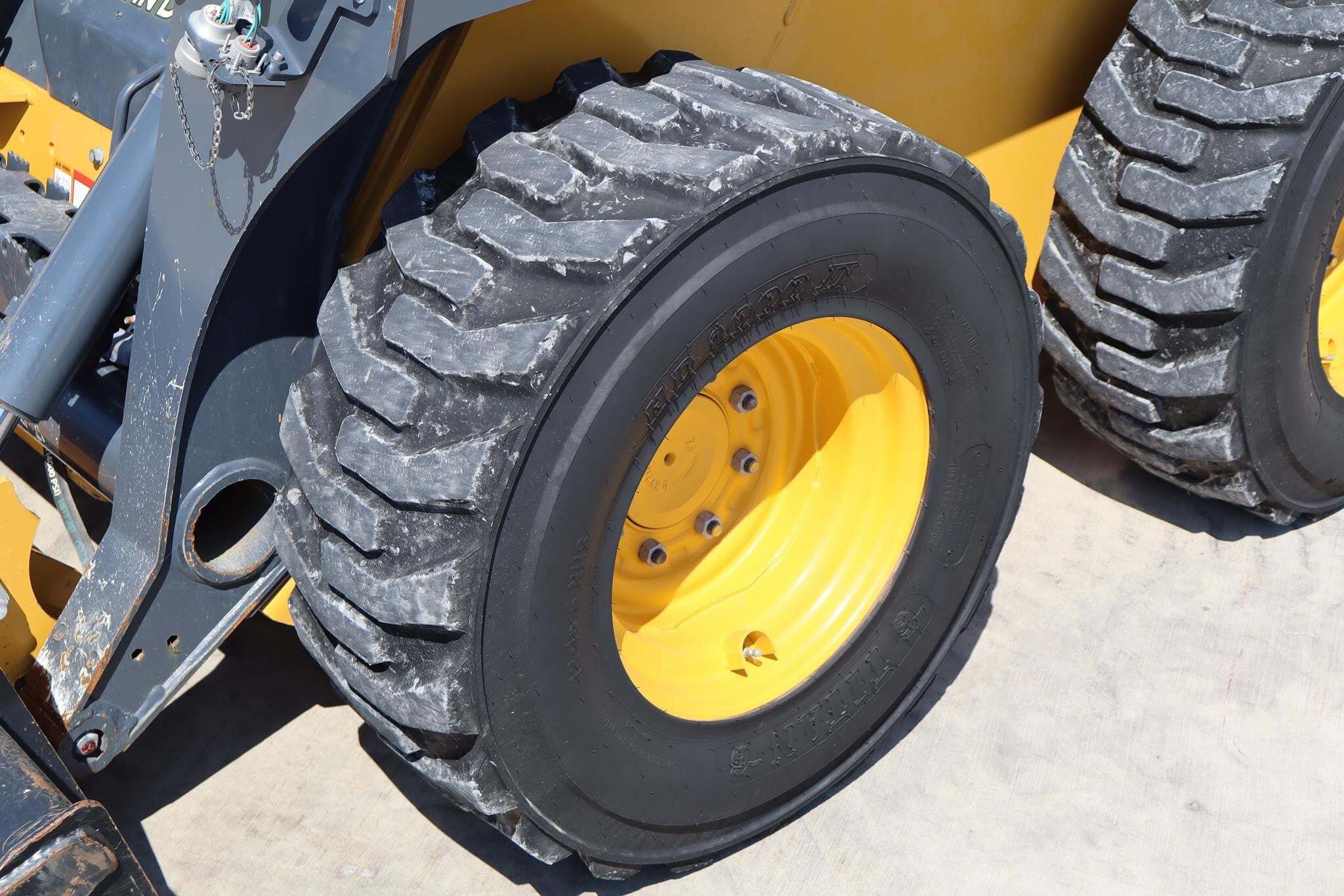 2024 Deere 324G Skid Steer