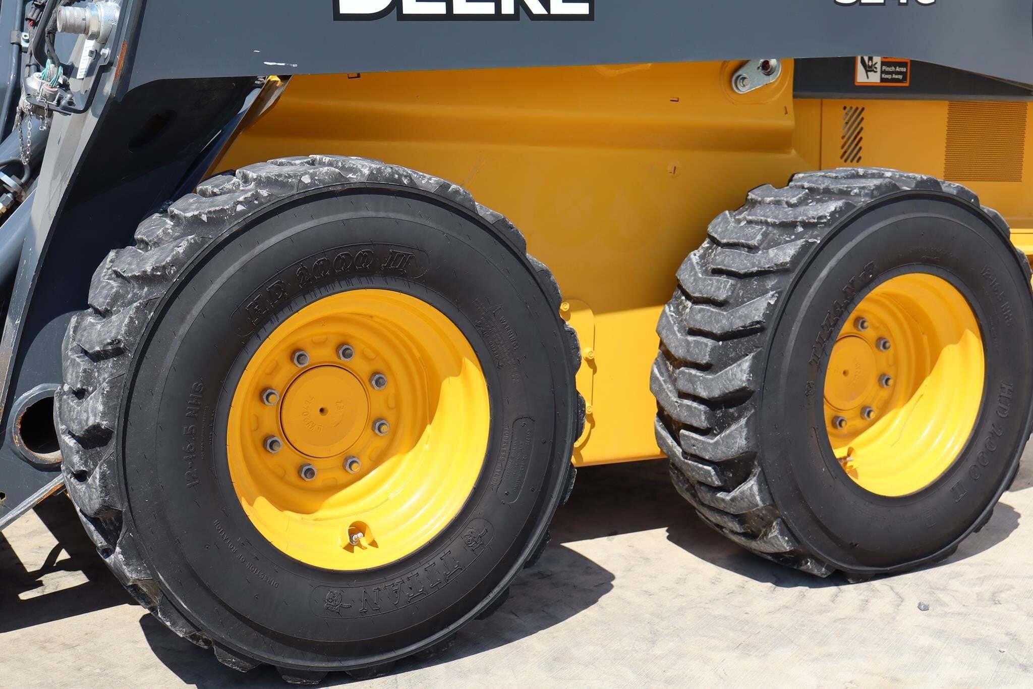 2024 Deere 324G Skid Steer