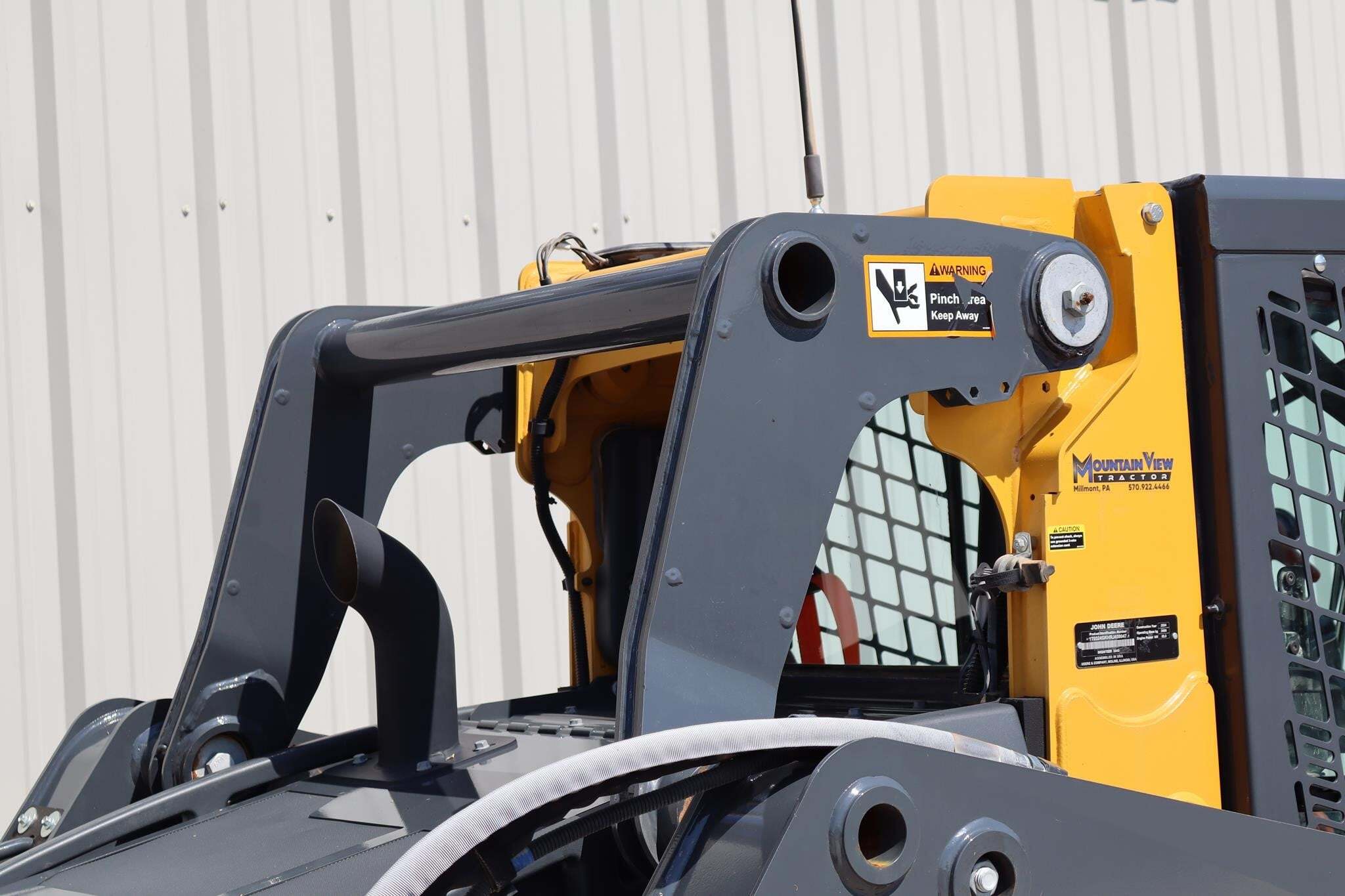 2024 Deere 324G Skid Steer