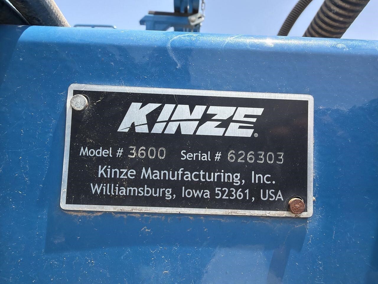2013 Kinze 3600 ASD Planter