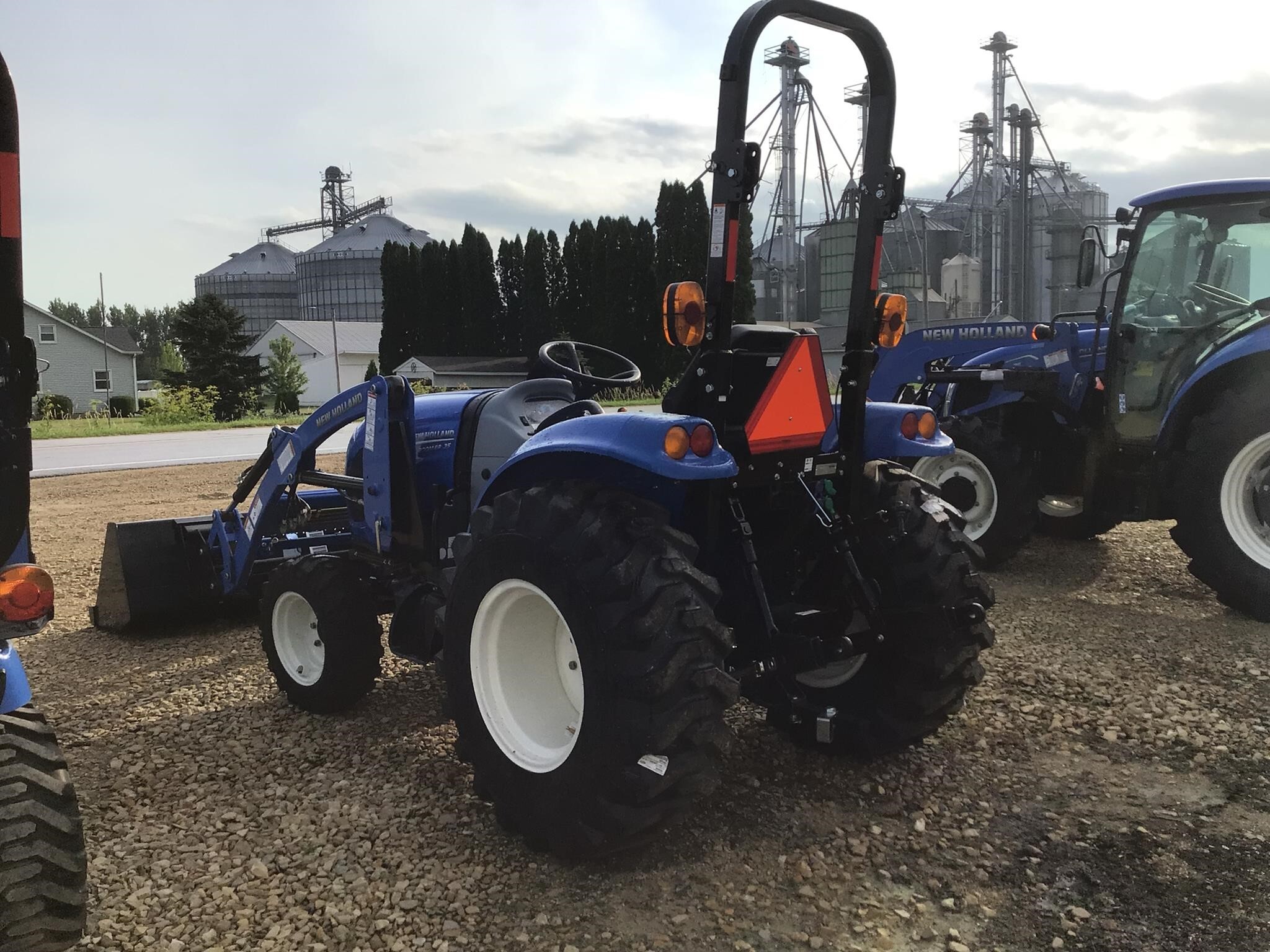 2026 New Holland Boomer 35 Tractor