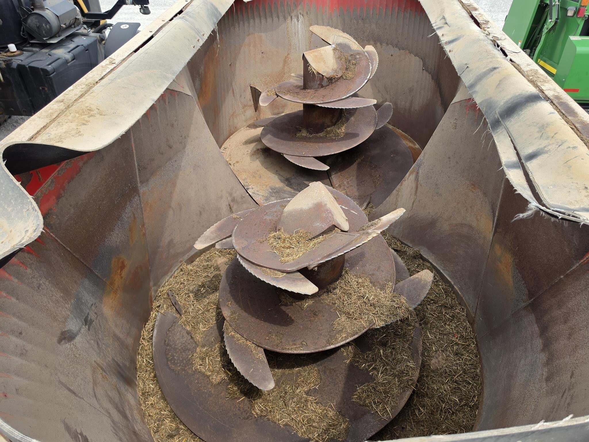 2012 NDE 2656 Grinders and Mixer