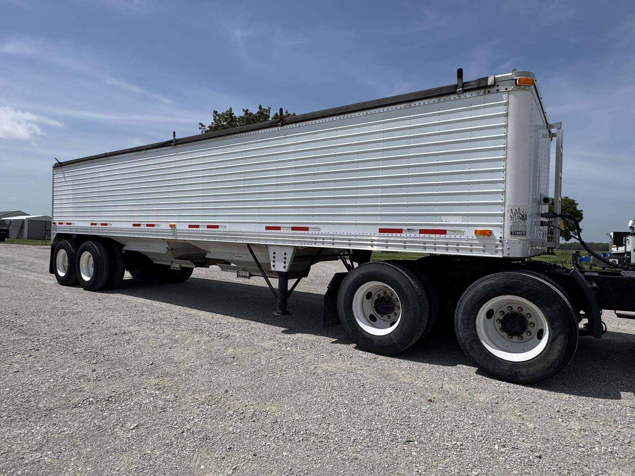 1998 Timpte Super Hopper Grain Trailer