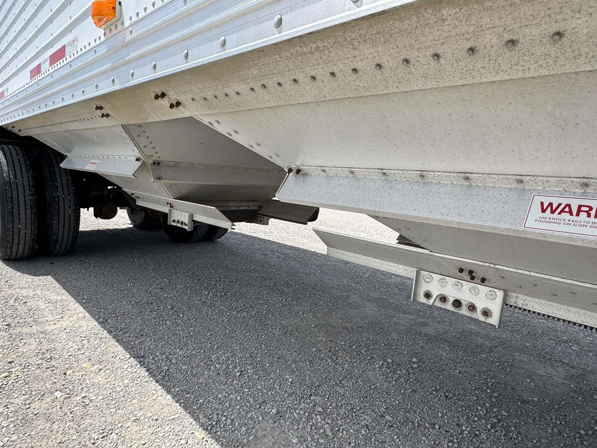 1998 Timpte Super Hopper Grain Trailer