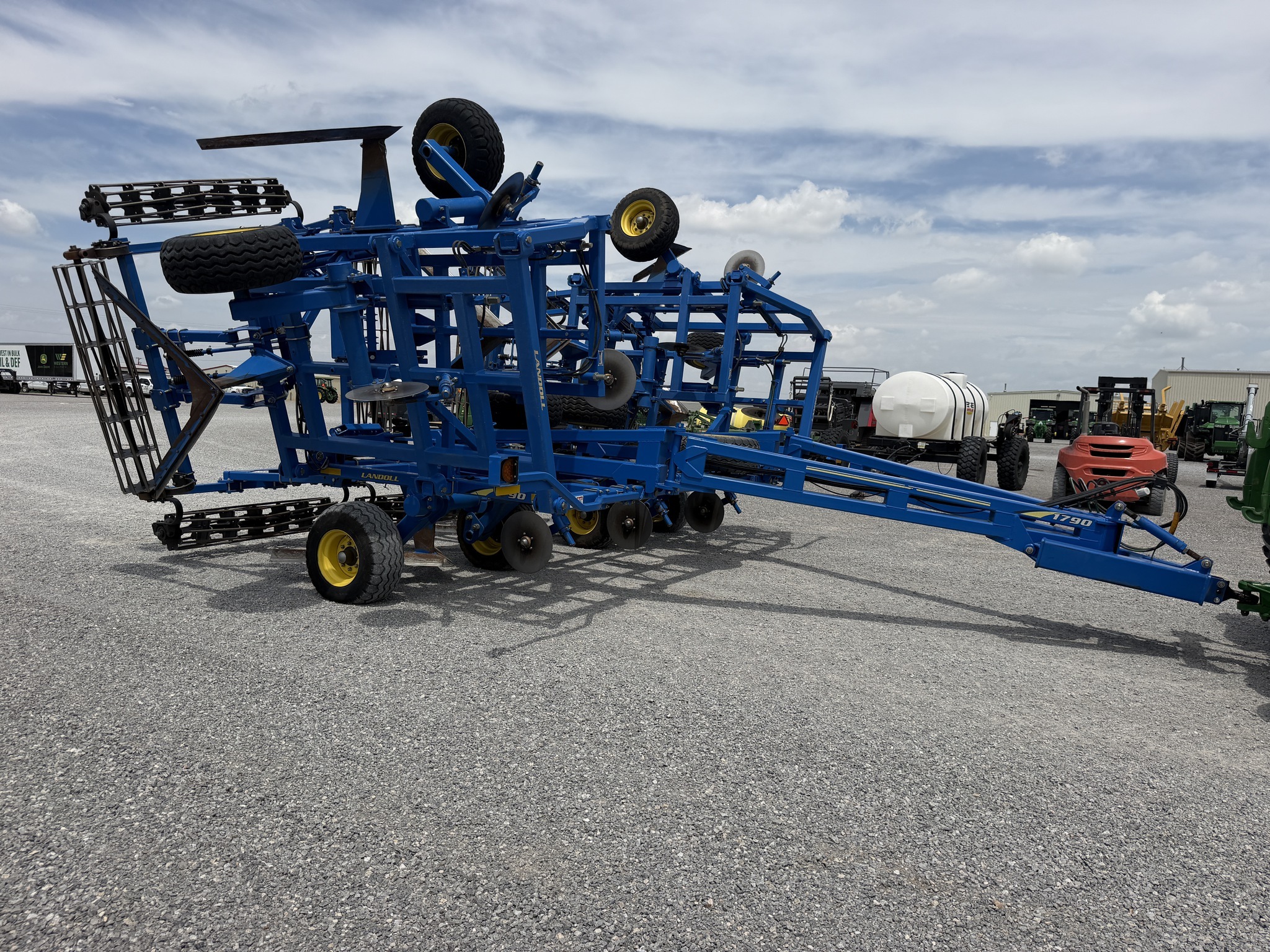 2018 Landoll 1790-52 Chisel Plow