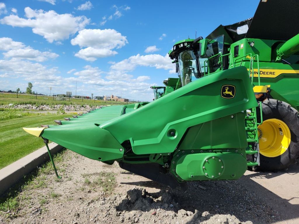 2024 John Deere C18R Corn Head