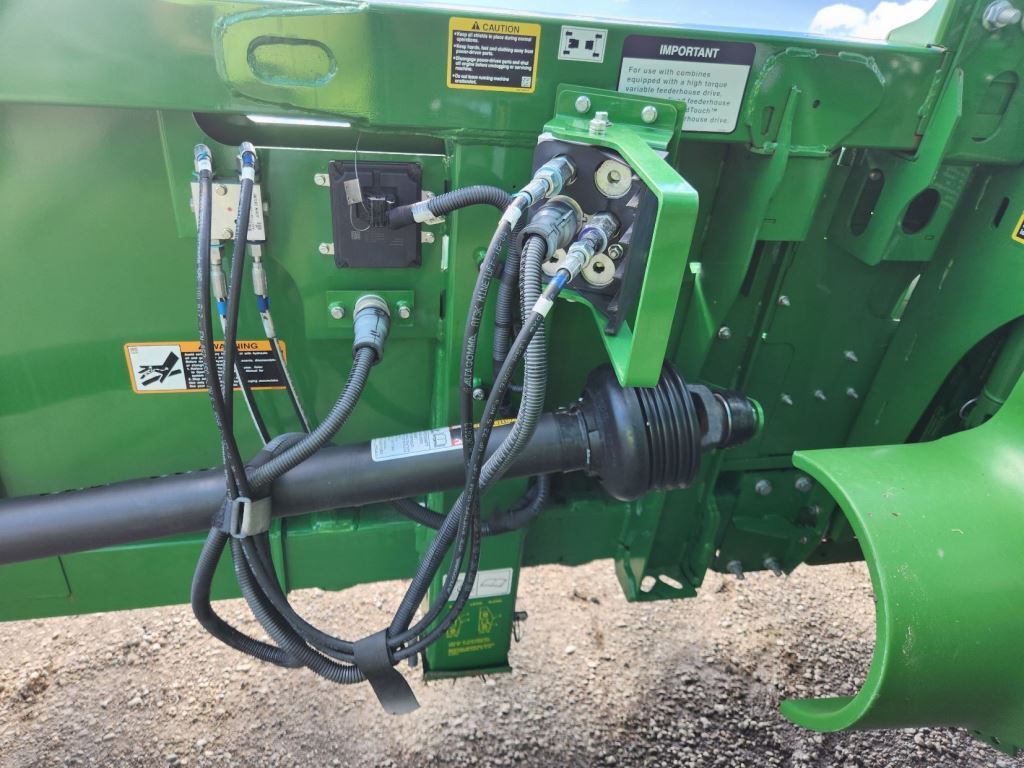 2024 John Deere C18R Corn Head